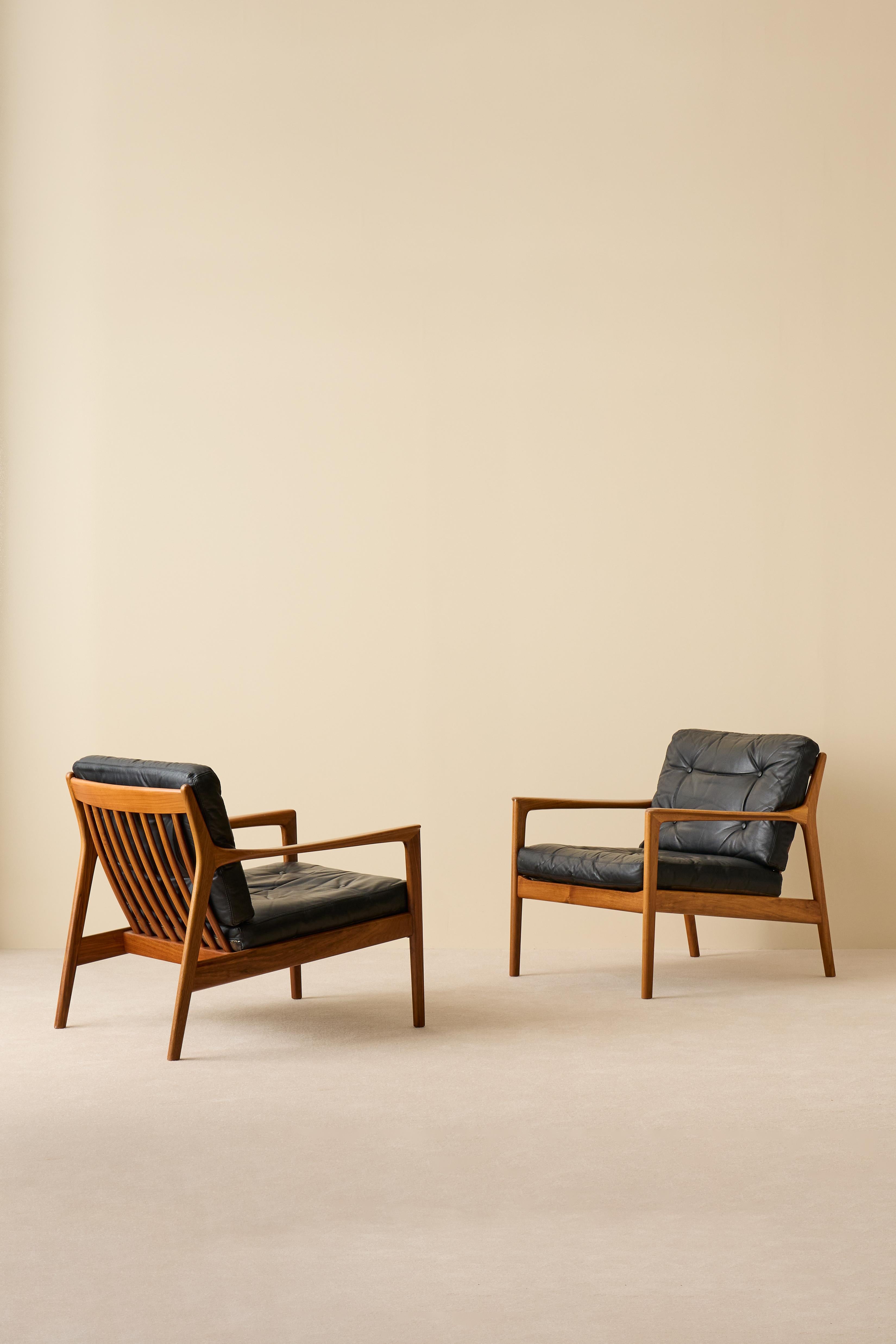 Scandinave moderne Paire de USA-75 par Folke Olsson pour DUX, années 1960 en vente
