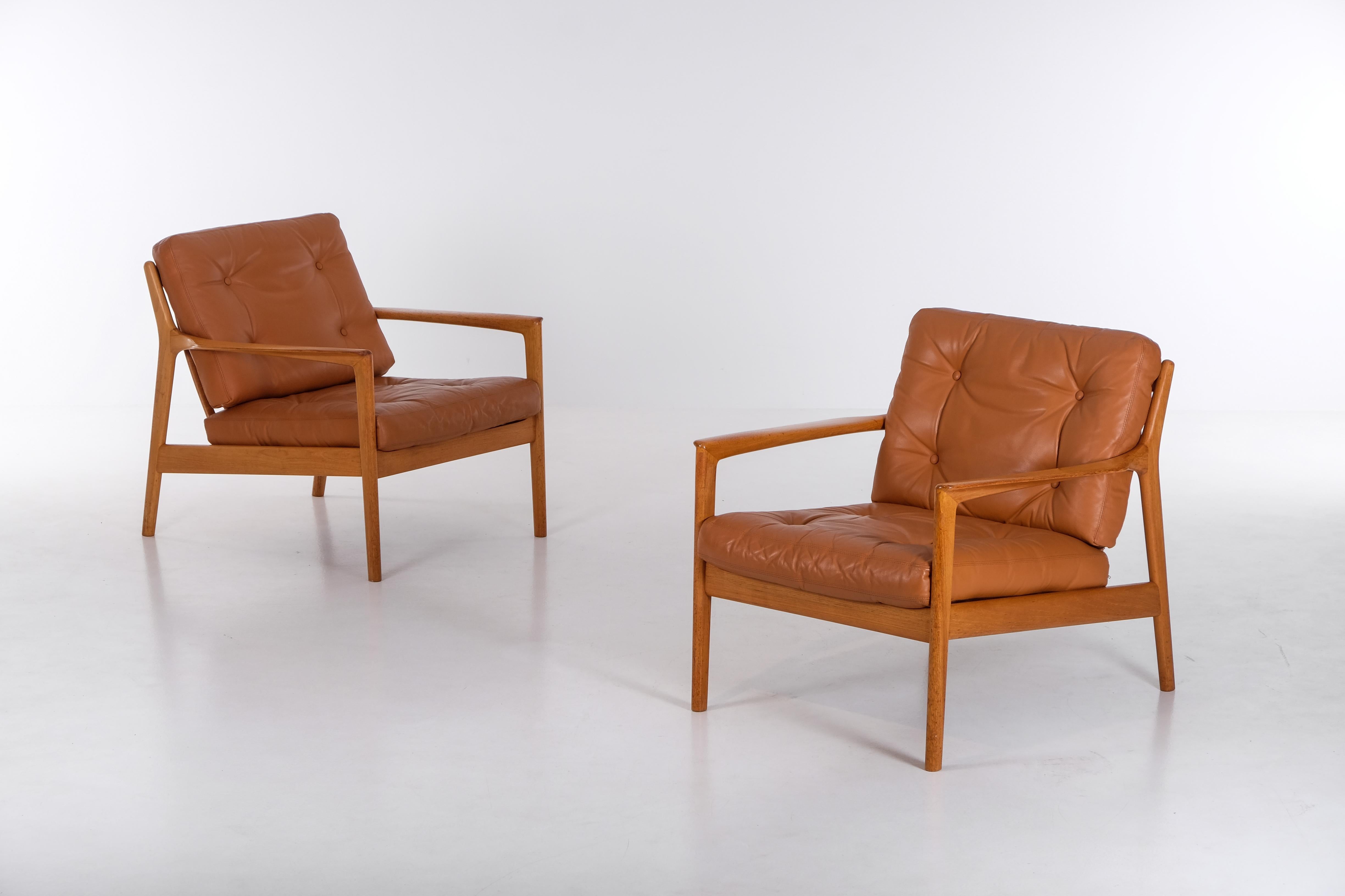 Pareja de USA-75 de Folke Olsson para DUX, años 60 Sueco en venta