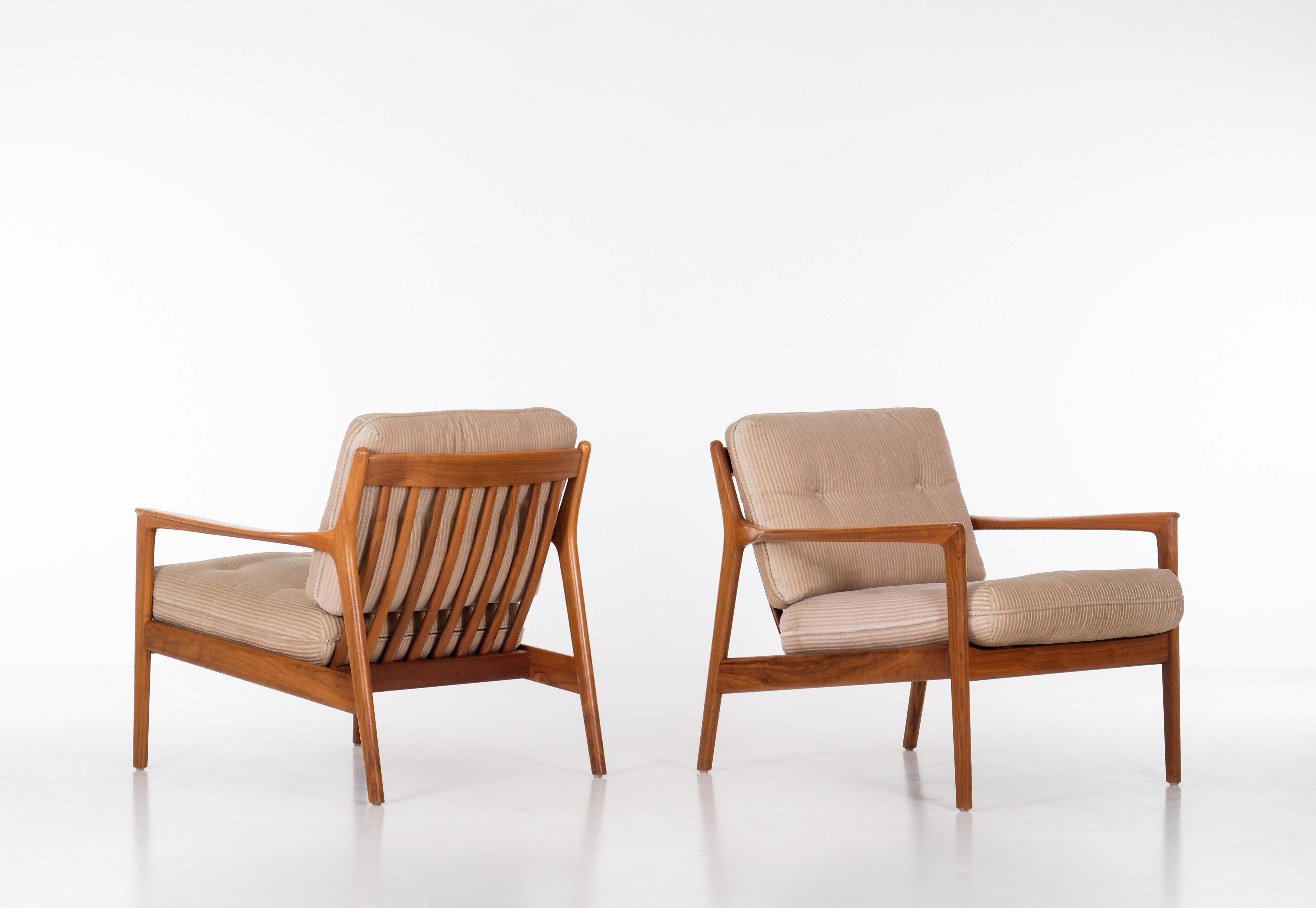 Walnut Pair of USA-75 by Folke Olsson for DUX, Sweden, 1960s For Sale