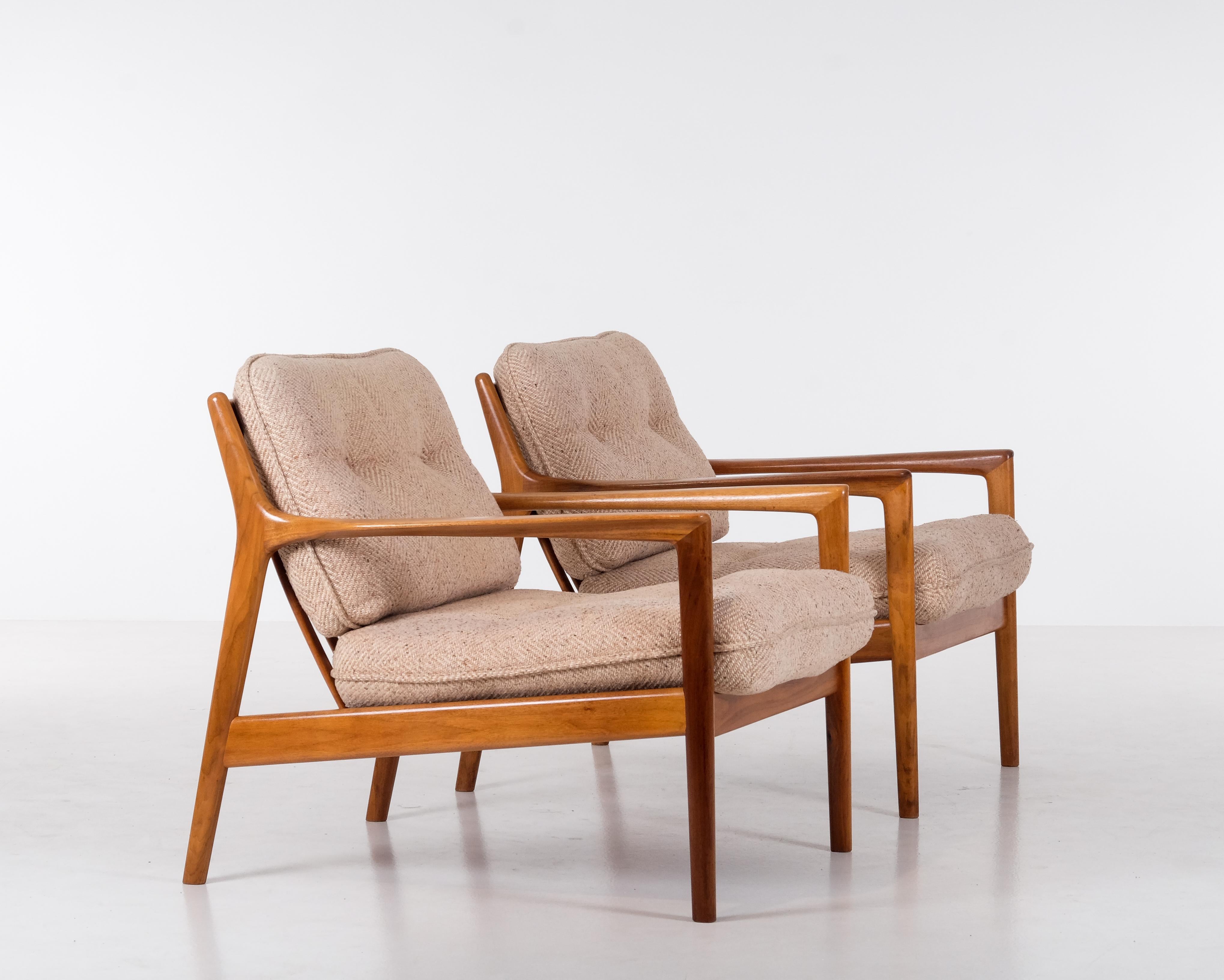 Paire d'USA-75 de Folke Olsson pour DUX, Suède, années 1960 en vente 1