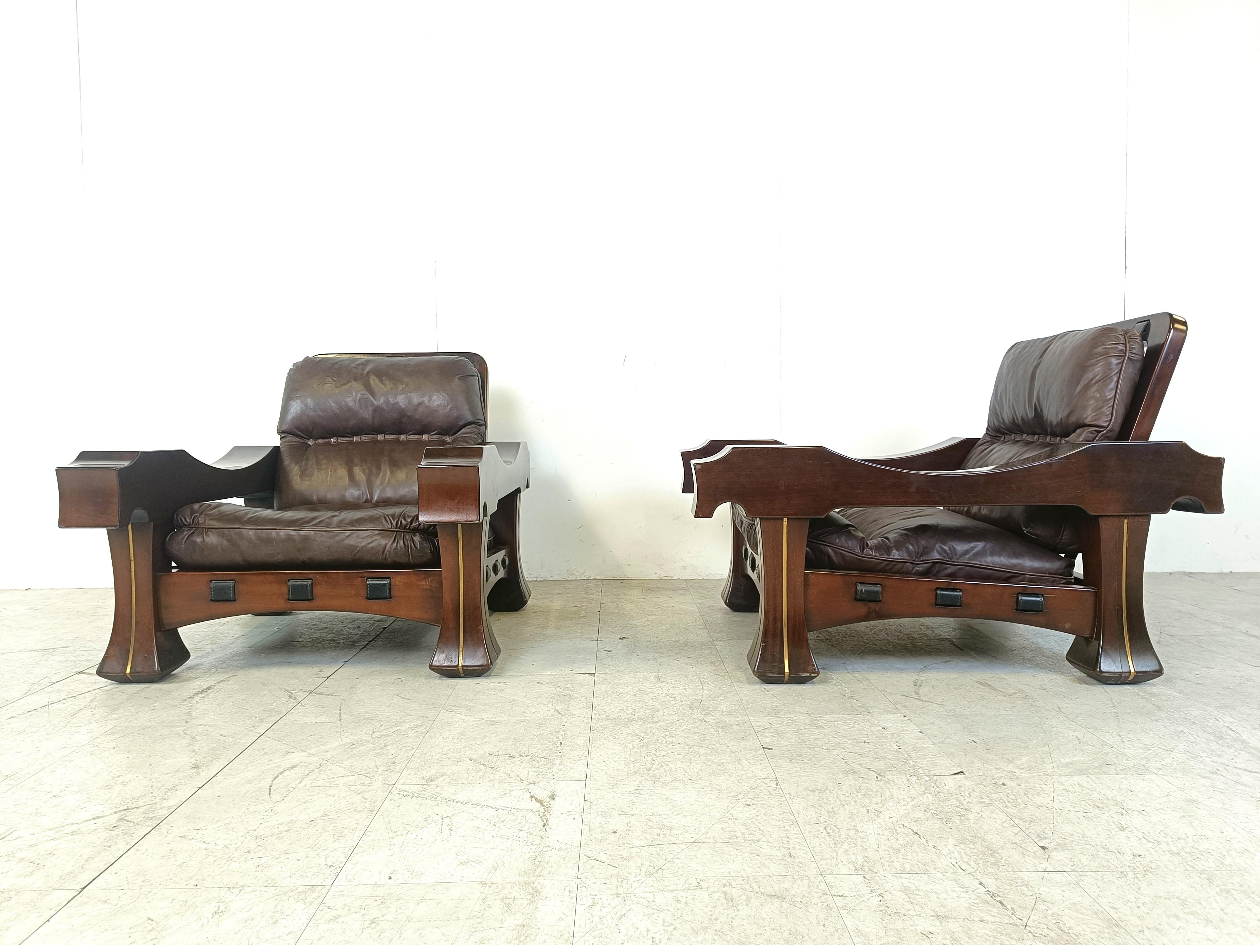 Pair of Ussaro model armchairs by Luciano Frigerio, 1960s For Sale 1