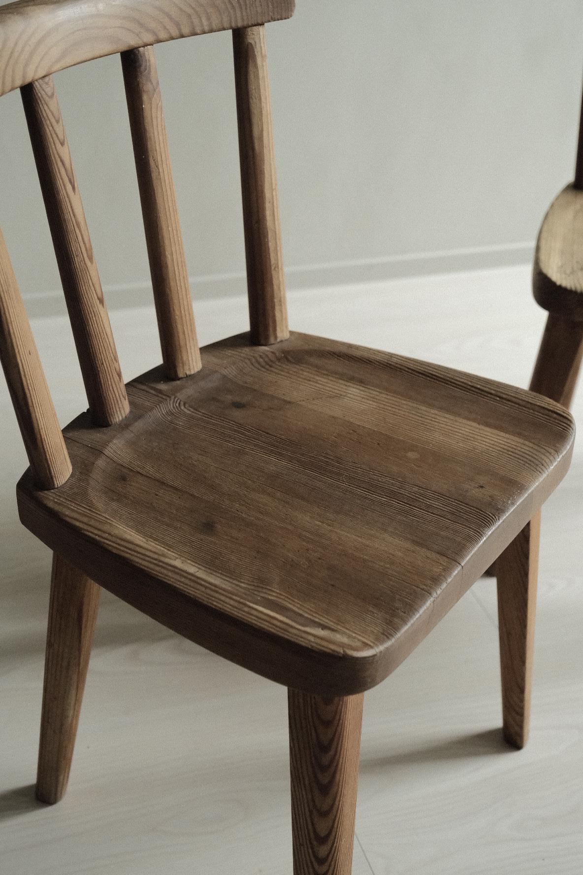 Pair of Utö Dining Chairs by Axel Einar Hjorth for Nordiska Kompaniet, 1930s 5