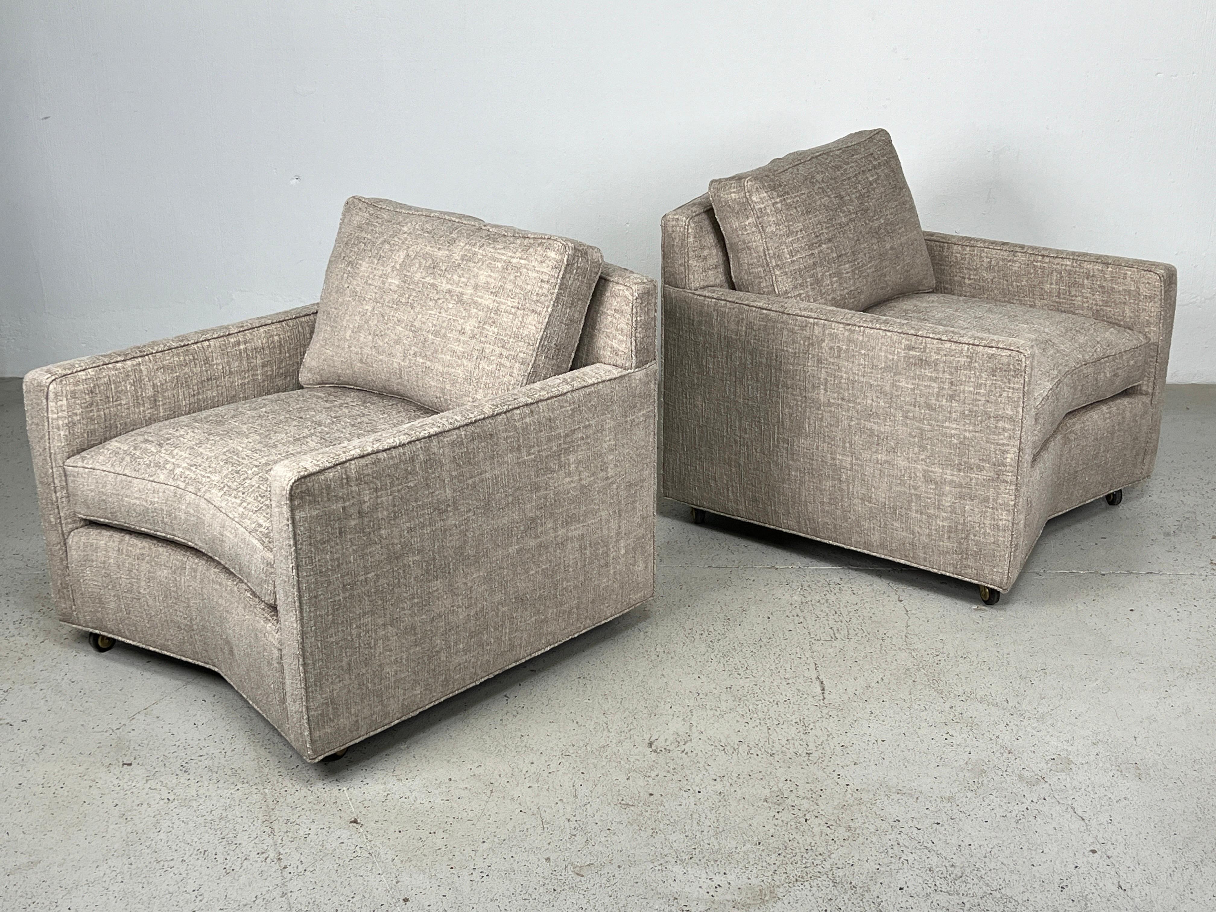Pair of V Shaped Lounge chairs by Baker  For Sale 8