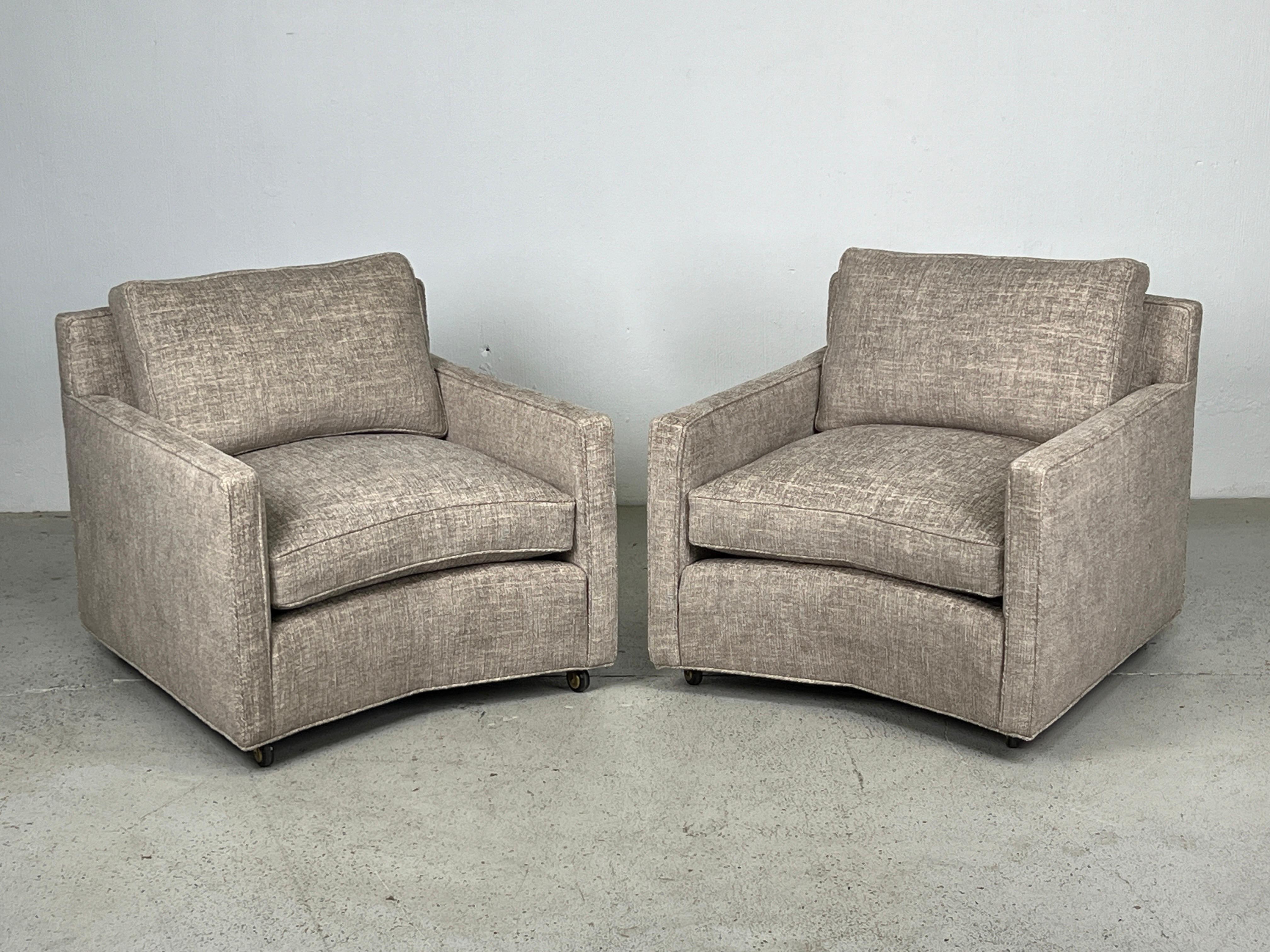 Pair of V Shaped Lounge chairs by Baker  For Sale 4