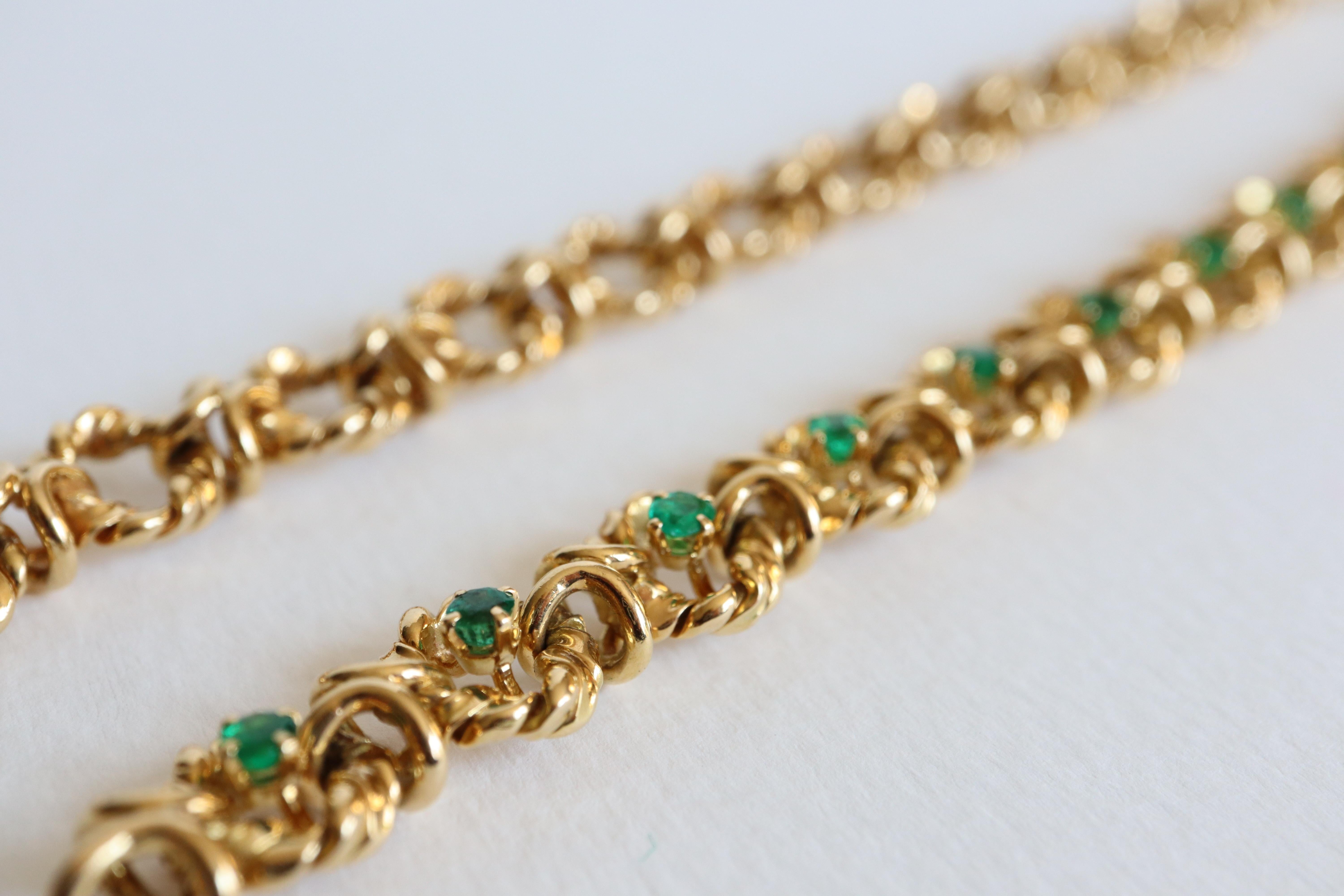 Pair of Van Cleef & Arpels Bracelets Forming Necklace 18 Karat Gold Emeralds 2