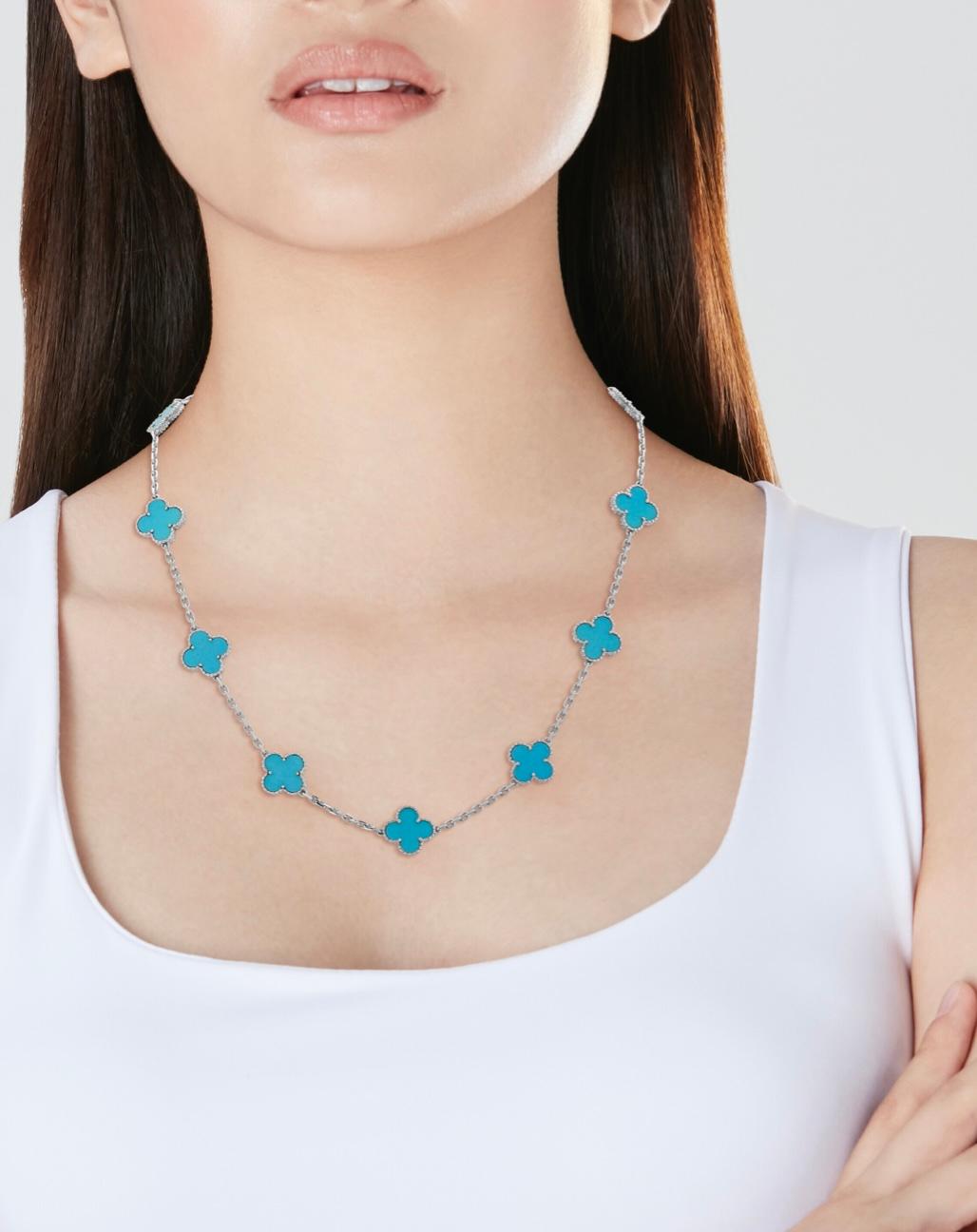 Women's  Van Cleef & Arpels Turquoise 'Vintage Alhambra' Necklaces For Sale