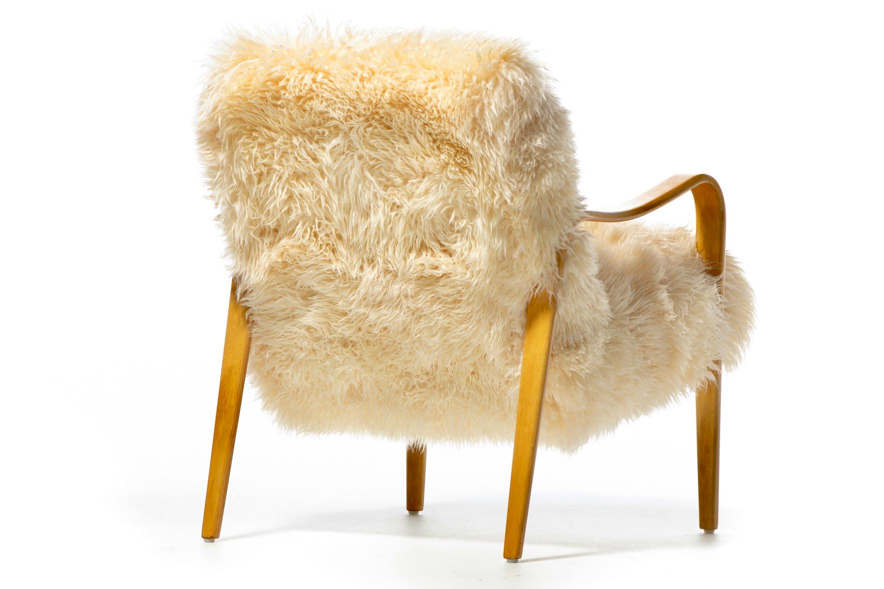 Pair of Vanilla Creme Sheepskin Lounge Chairs with Bentwood Arms by Thonet 7