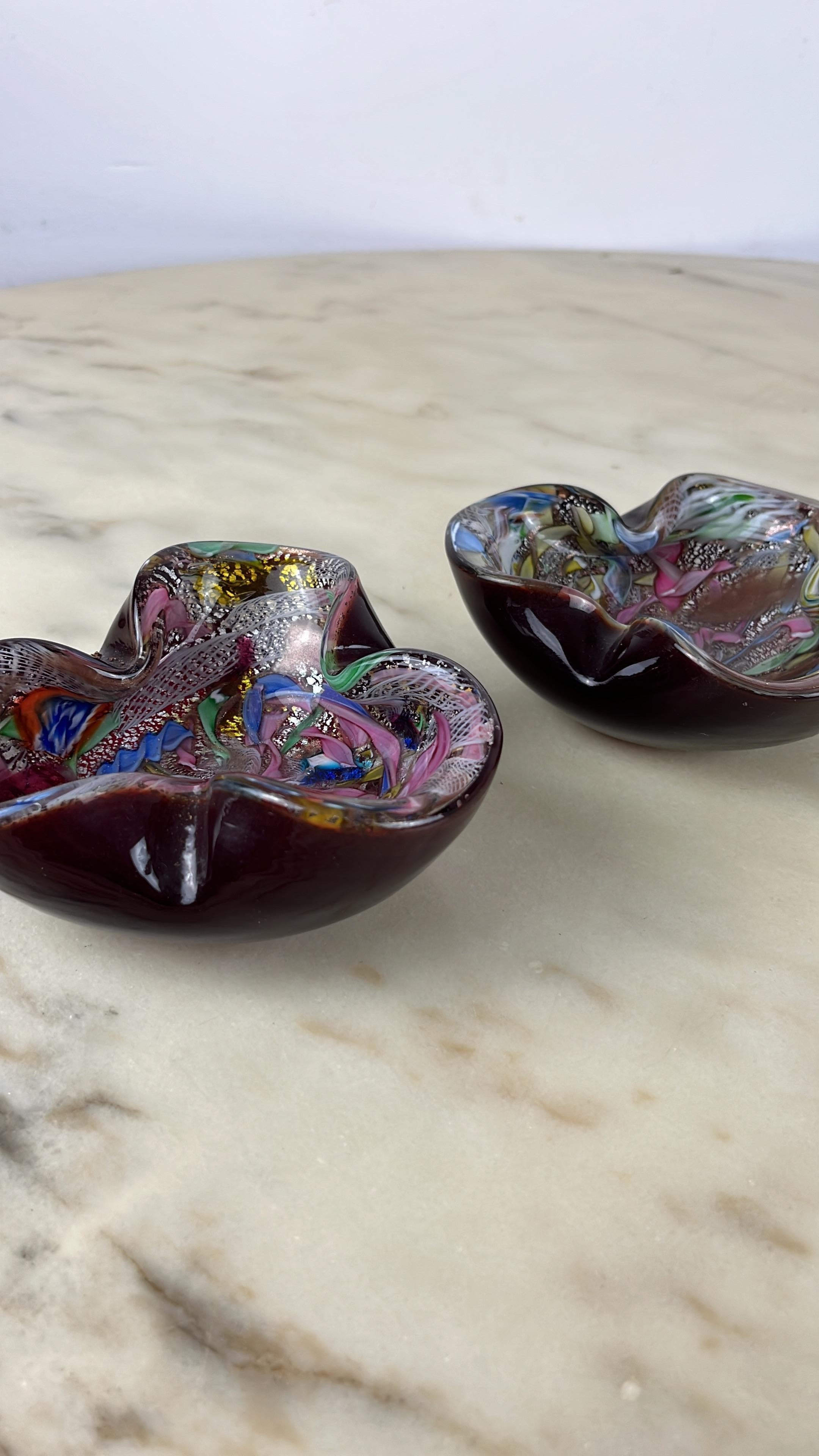 Pair of Variegated Murano Glass Ashtrays, 1970s In Excellent Condition For Sale In Palermo, IT