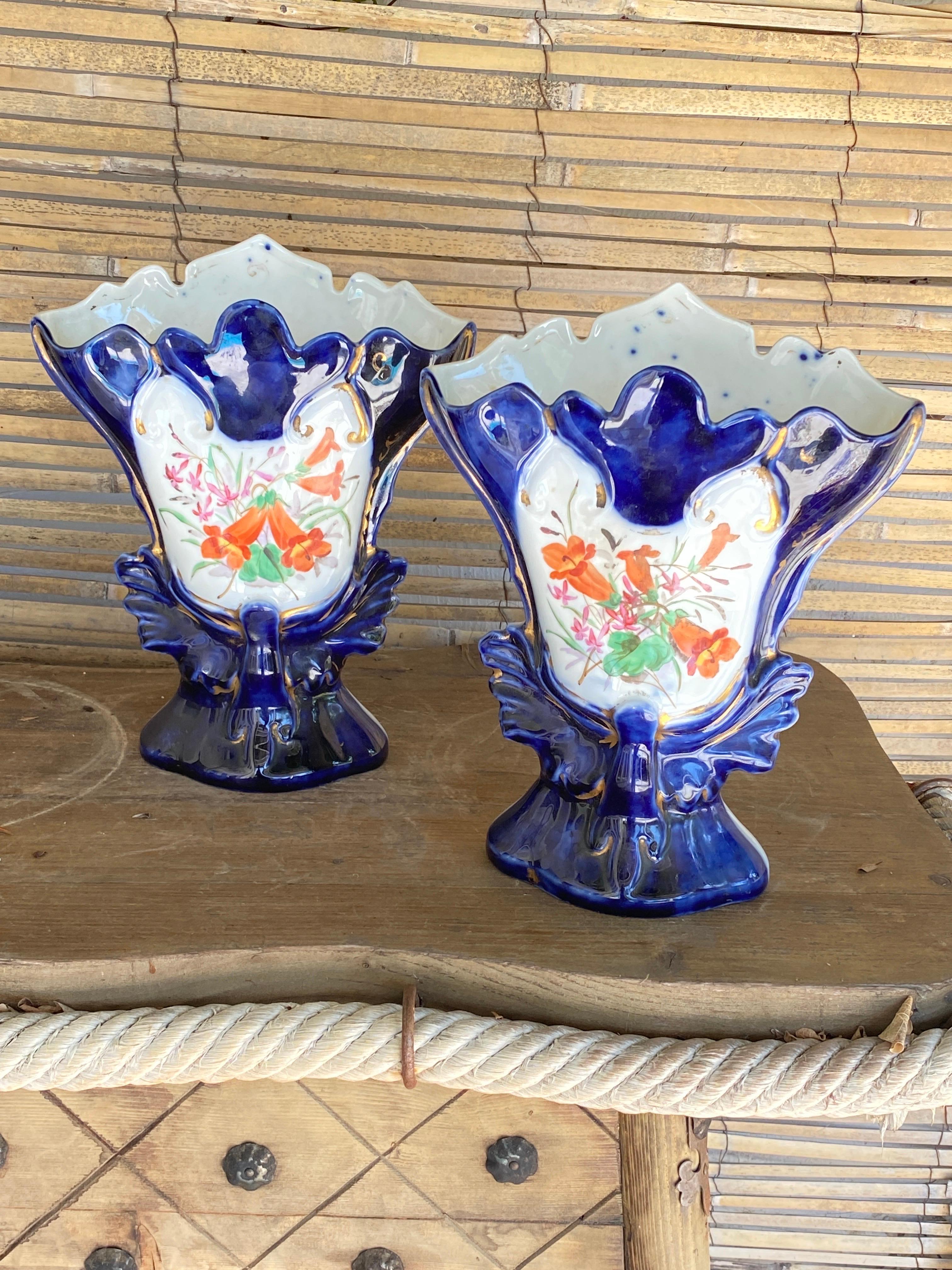 Porcelain Pair of Vase Ofs Valentine Old Paris Decor Of Bouquet Of Flowers XIXth Century
Manufacture of 