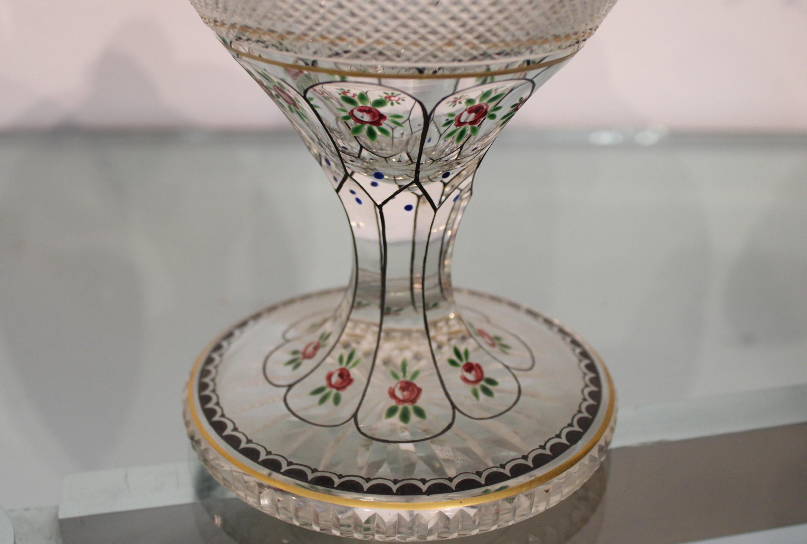 Paire de vases recouverts de cristal de Bohème en vente 2