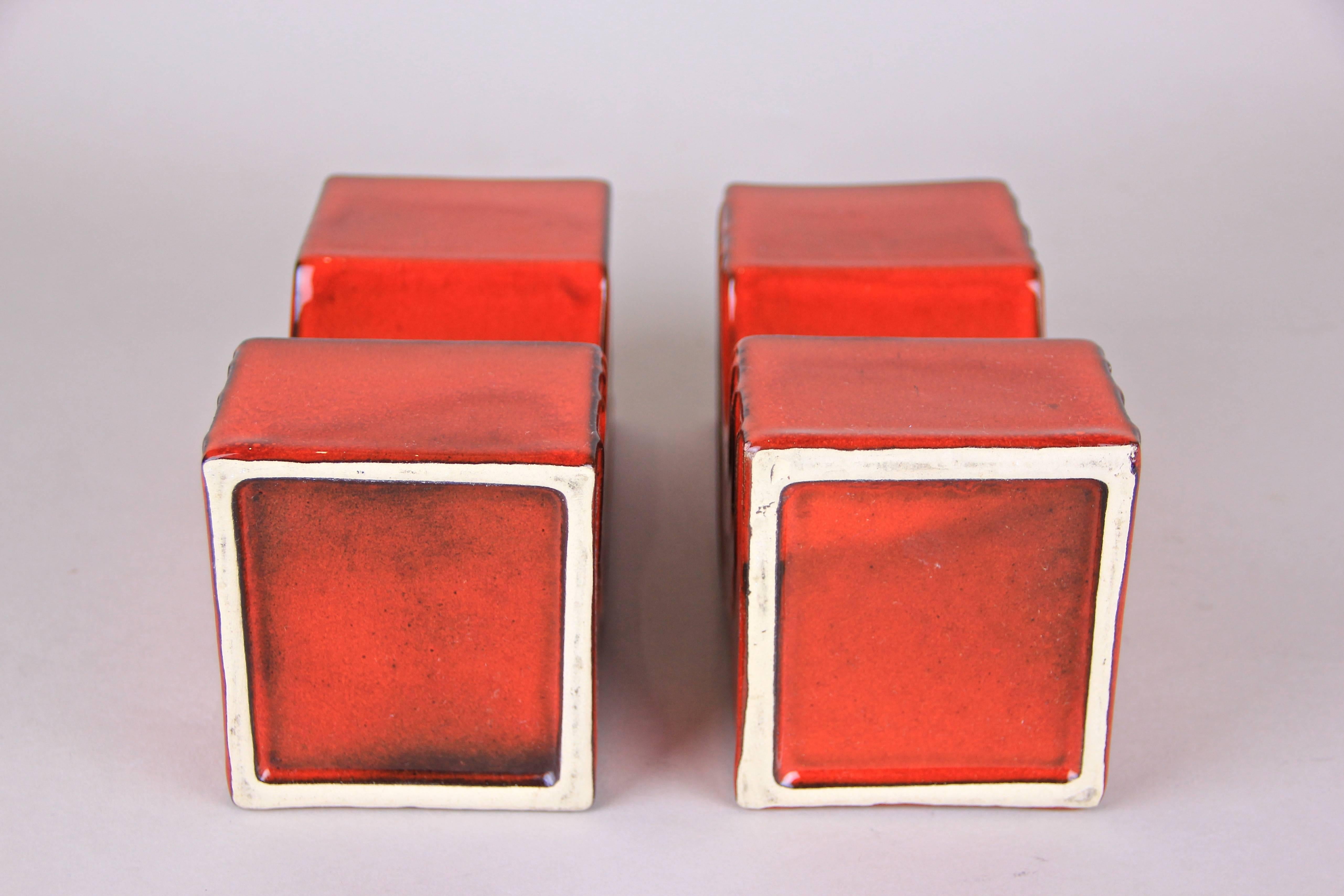 Pair of Vases 