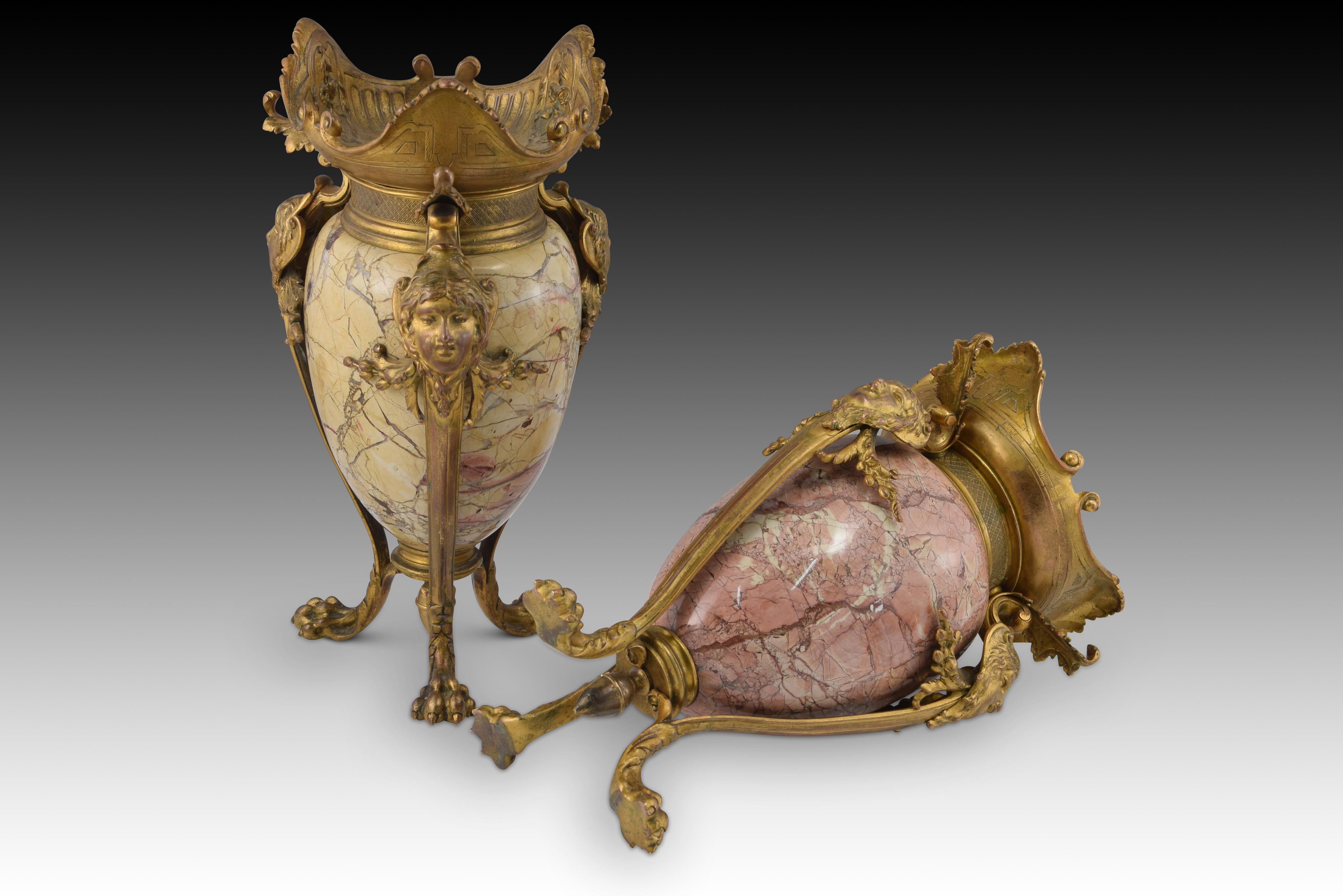 Pair of Vases. Gilded Bronze, Veined Marble. France, Late 19th Century 1