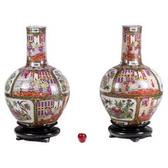 Used Pair of vases in Canton porcelain. Circa 1950.