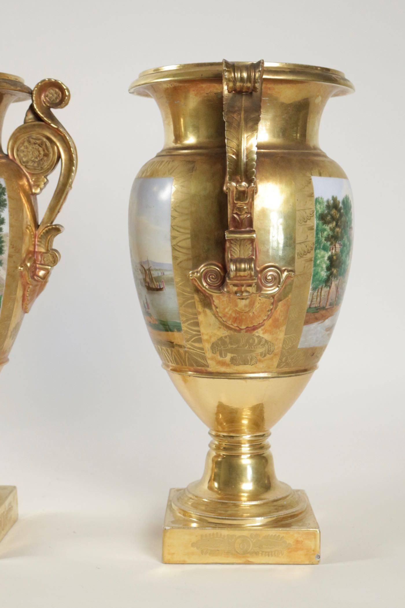 Pair of Vases in Old Paris Porcelain, Period Charles X 5
