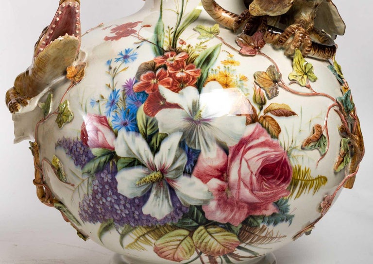 Art Nouveau Pair of Vases in Veneto For Sale