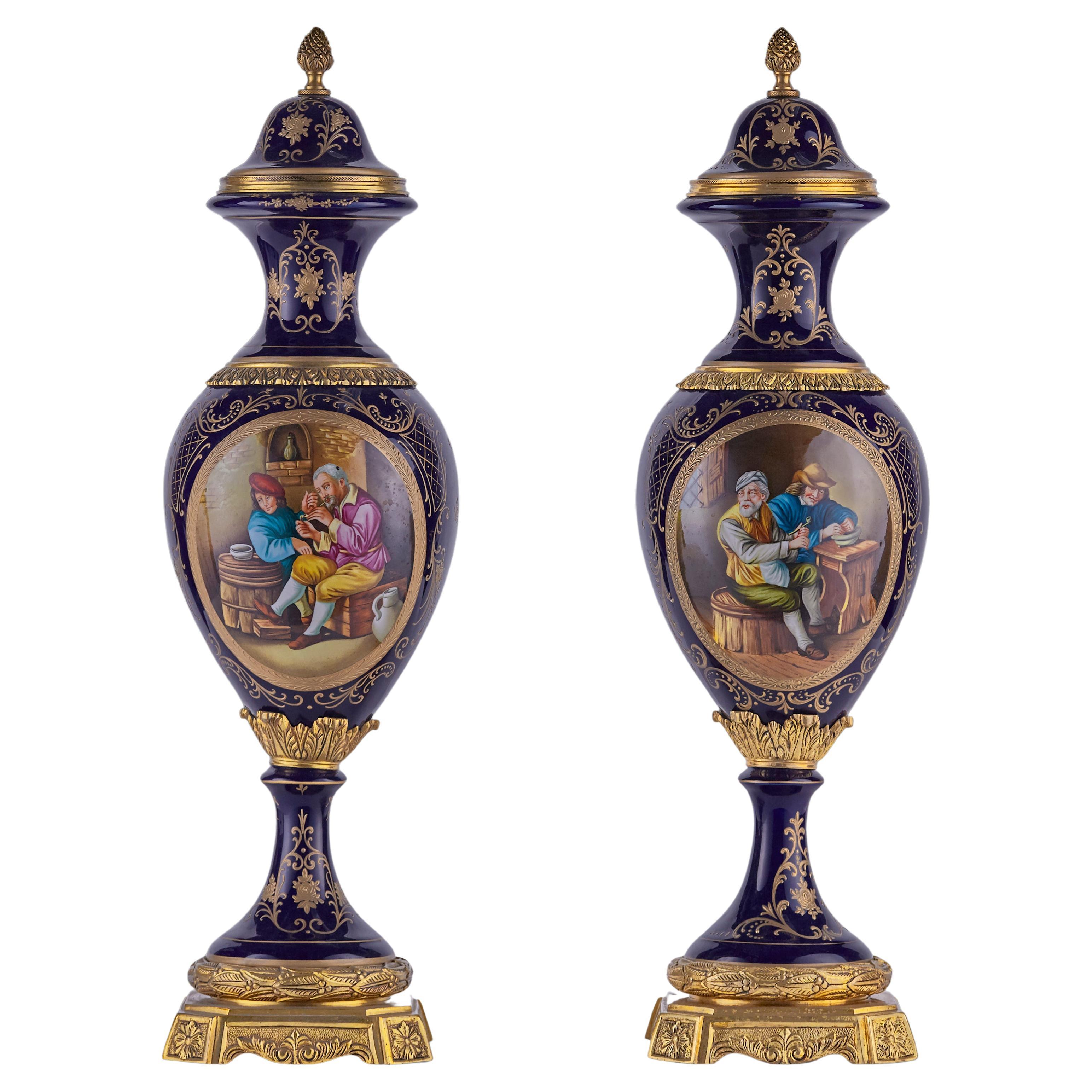 Pair of Vases Made of Porcelain For Sale