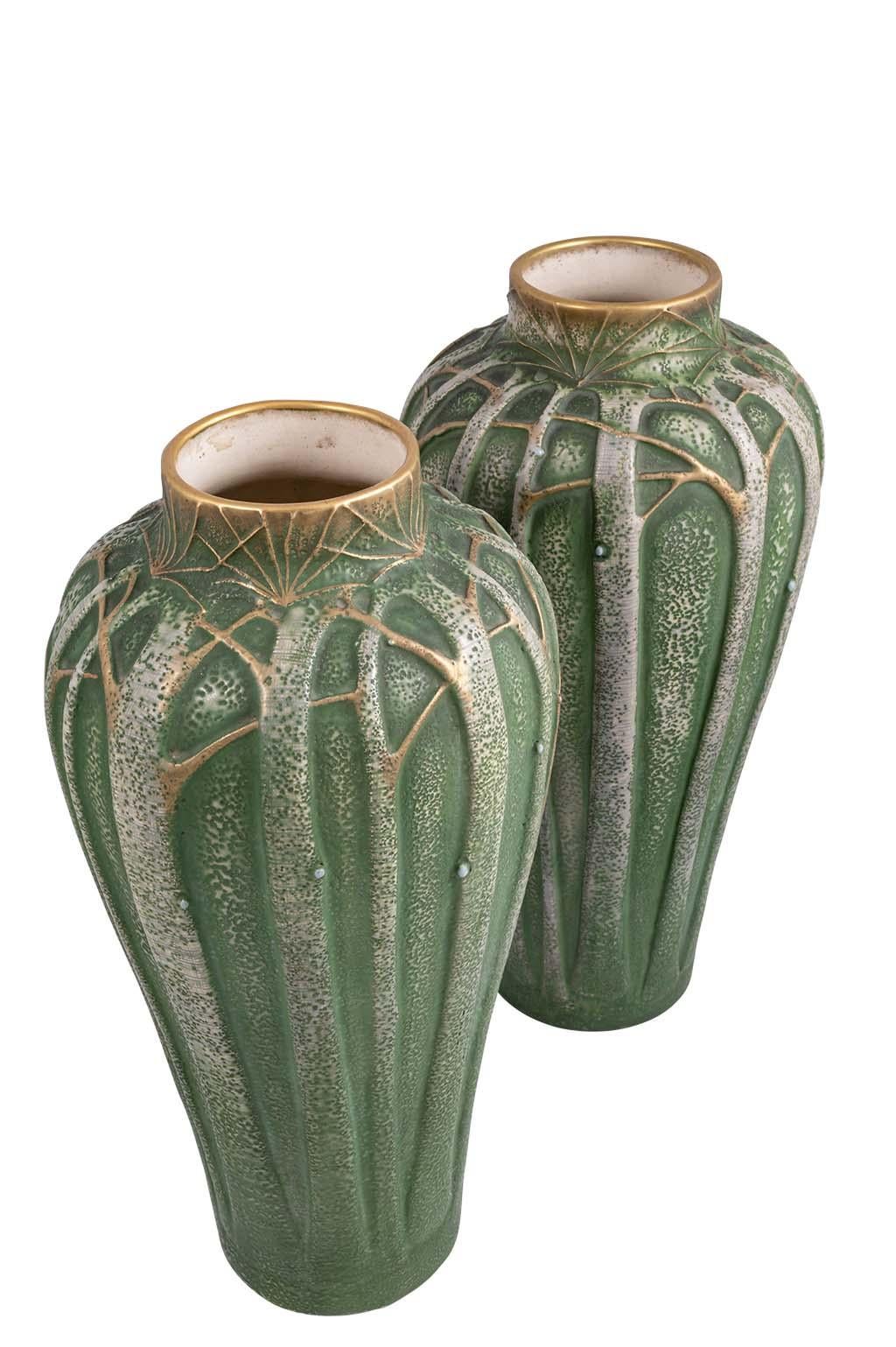 Jugendstil Pair of Vases Paul Dachsel Art Nouveau Amphora circa 1906 Ivory Porcelain Green