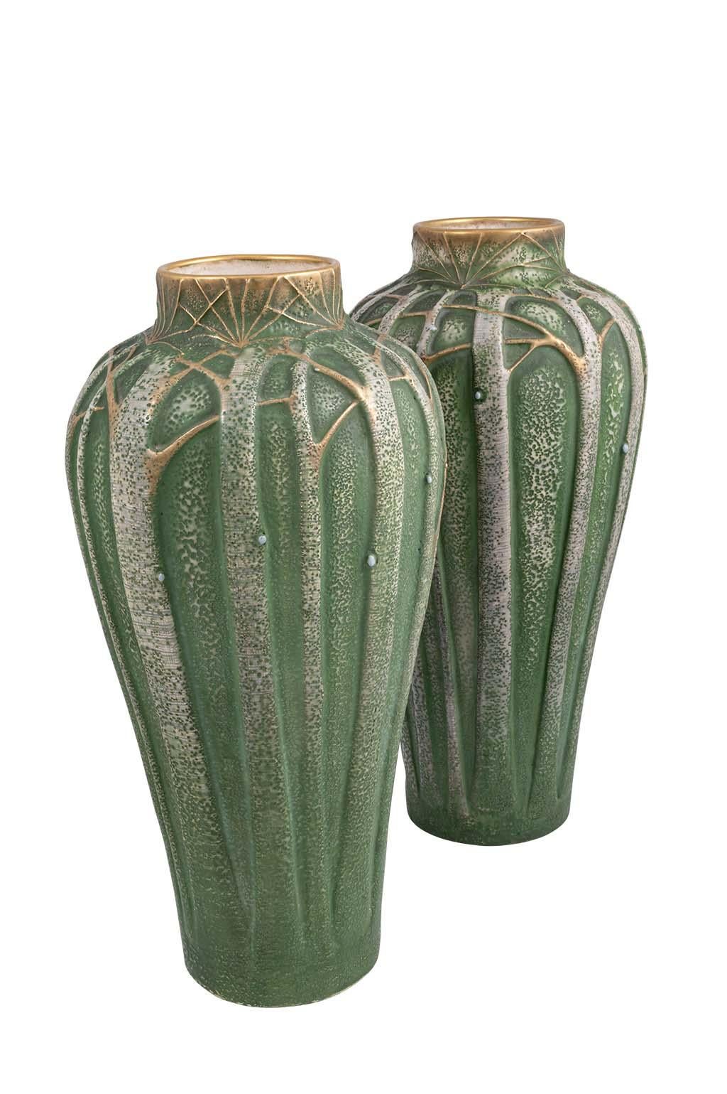 Pair of Vases Paul Dachsel Art Nouveau Amphora circa 1906 Ivory Porcelain Green 2