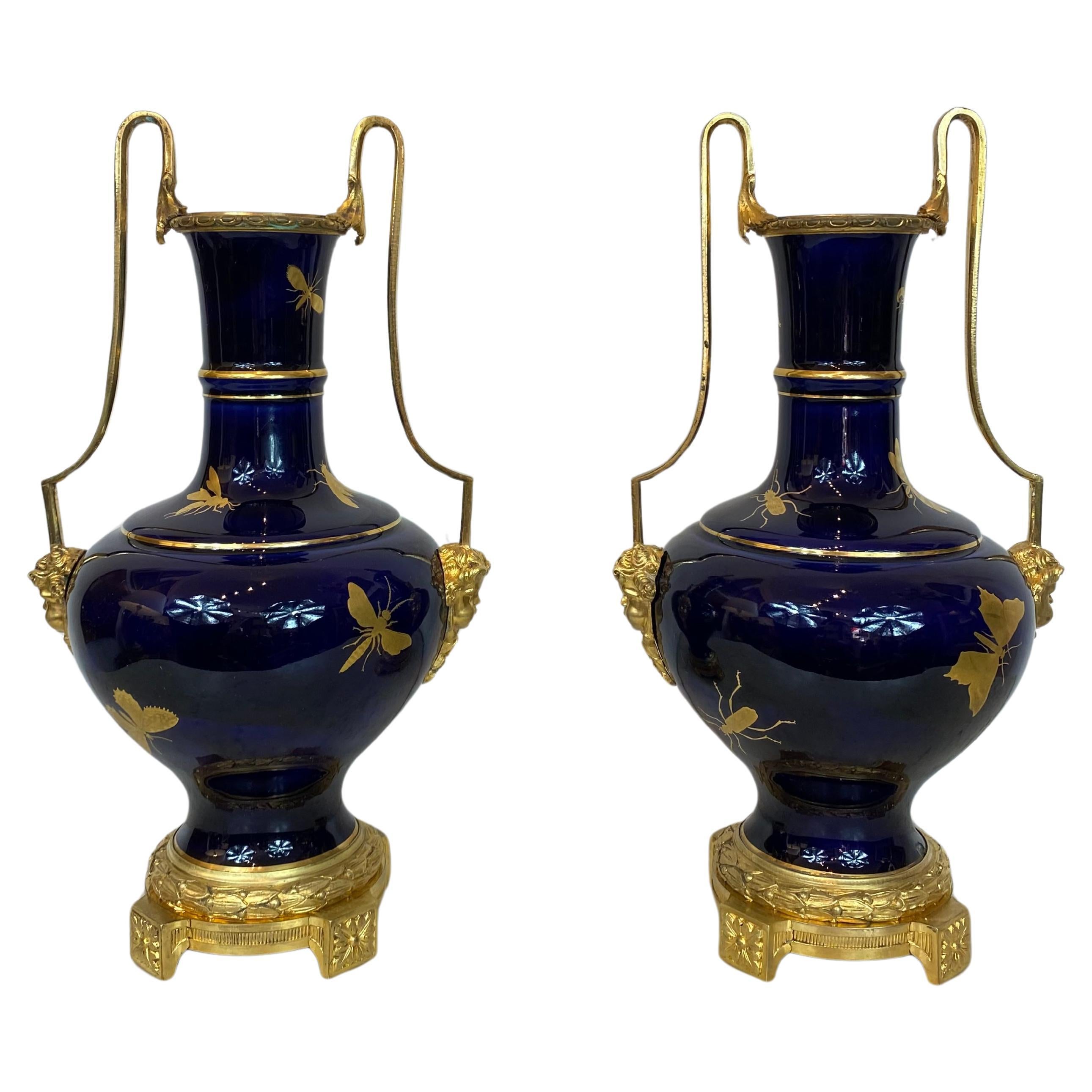 Paar Vasen - Porzellan/Bronze - Sèvres - Frankreich - 19. Jahrhundert