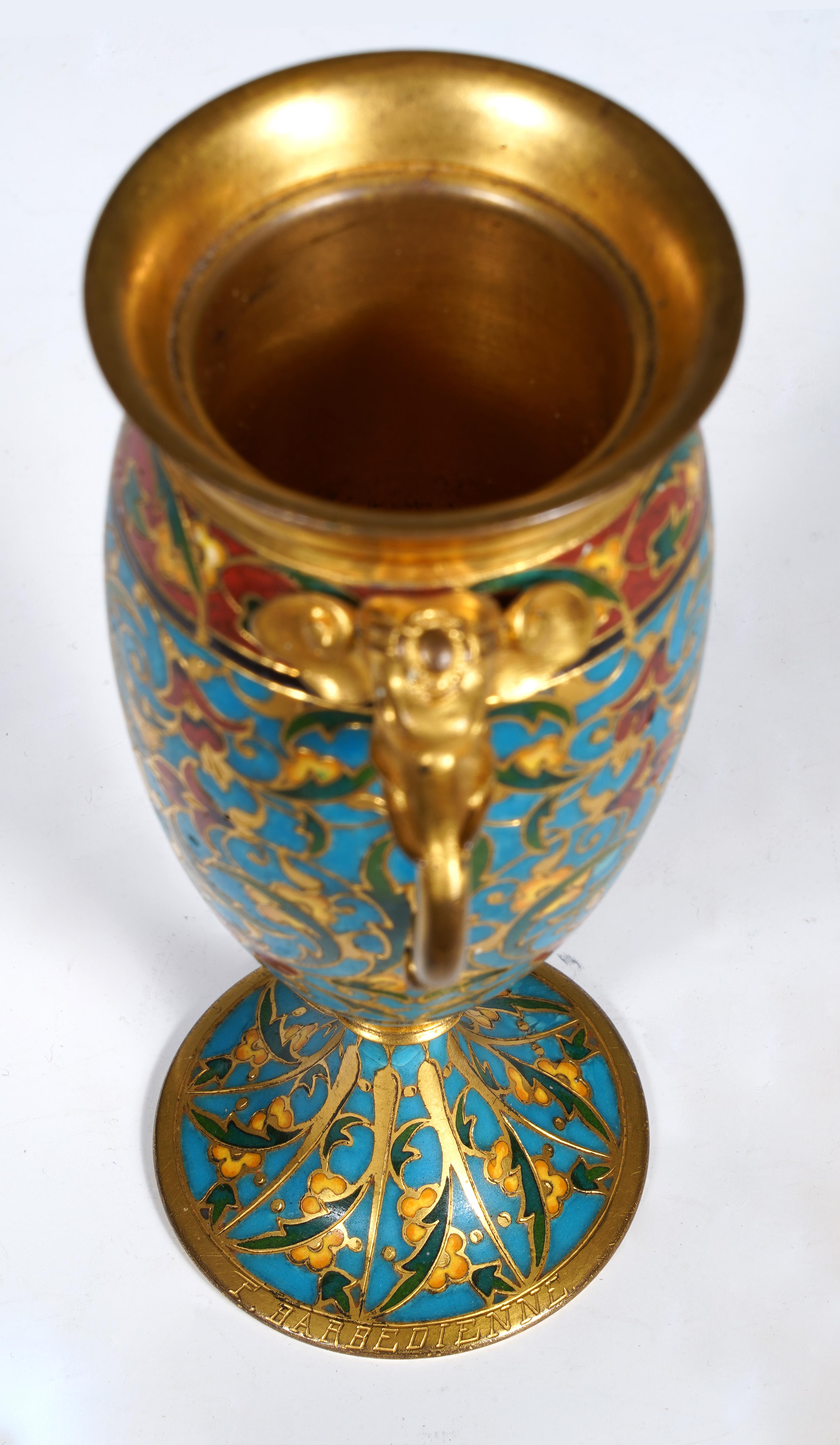 Coppia di vasi con elefanti di F. Barbedienne, Francia, circa 1880 In condizioni buone in vendita a PARIS, FR