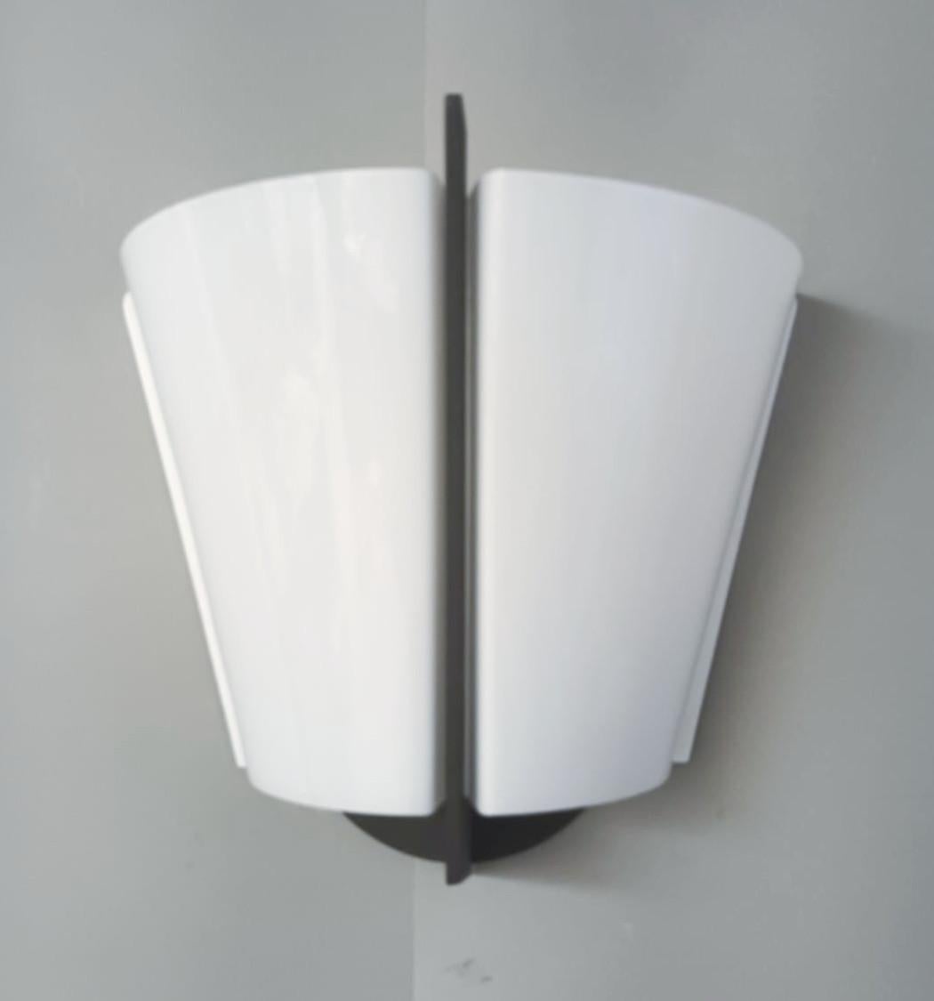 Mid-Century Modern Pair of VeArt Sconces For Sale