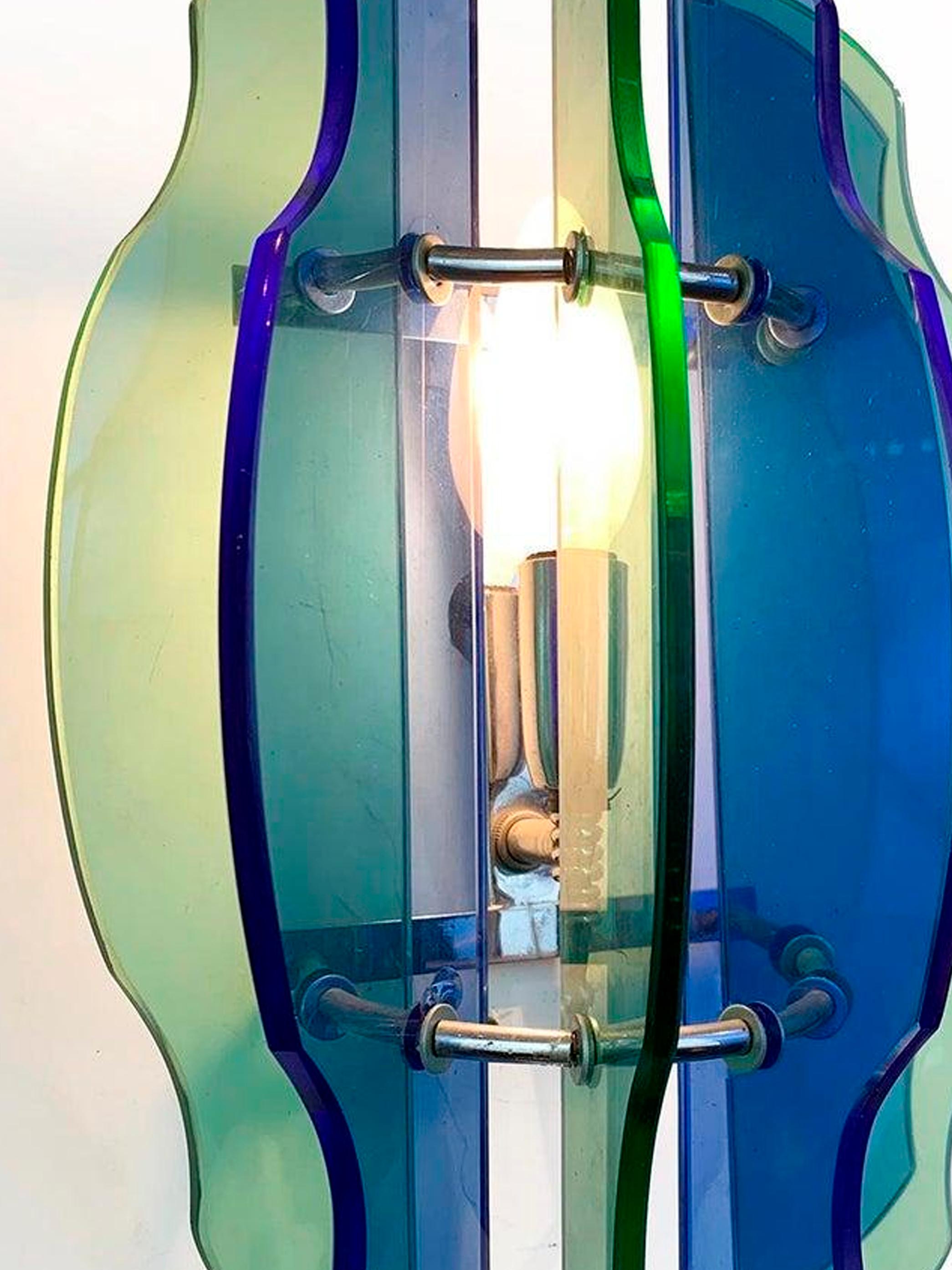 Paire d'appliques italiennes Veca en verre mi-siècle moderne en vente 1