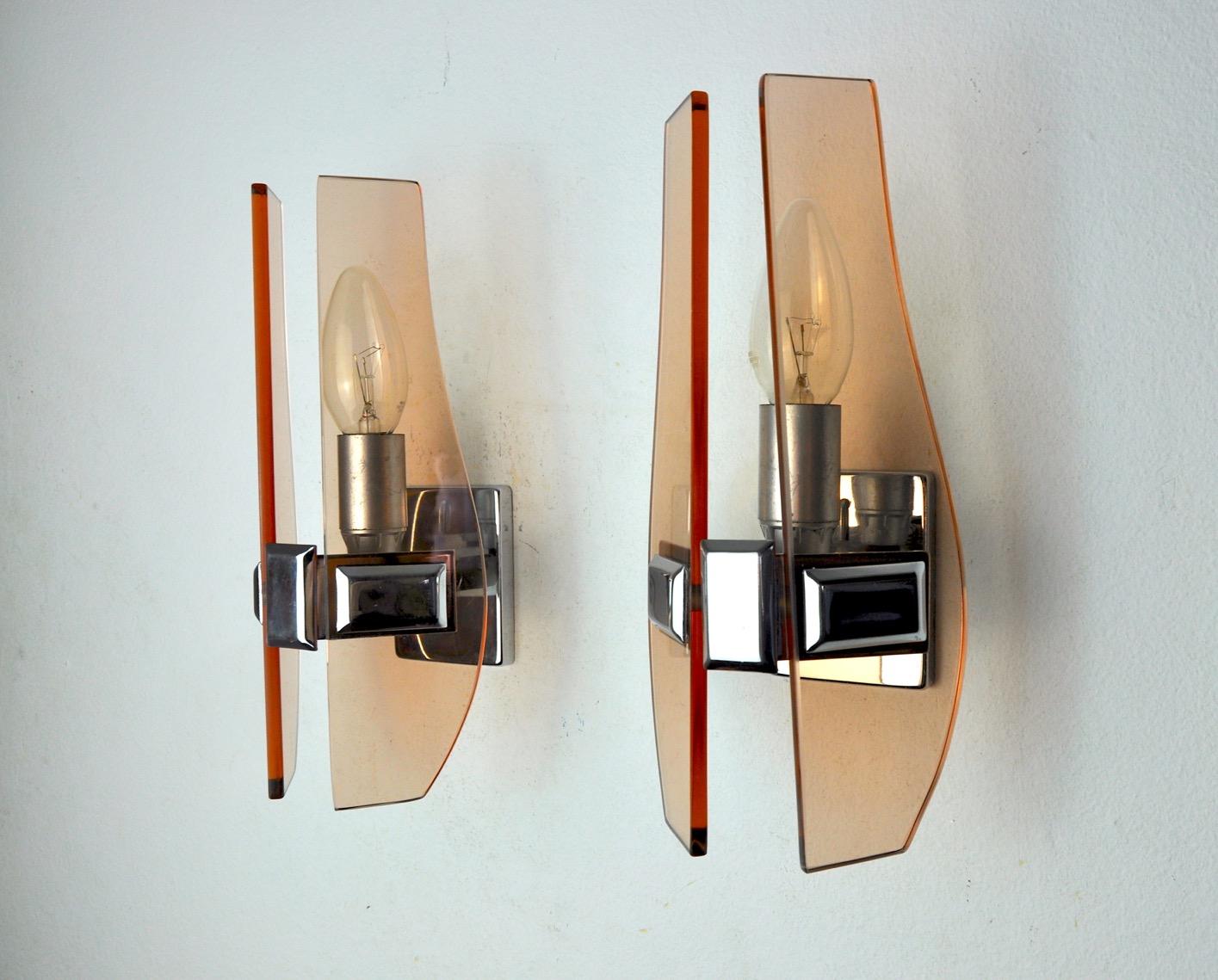 Hollywood Regency Pair of Veca Rose Sconces, Murano Glass, Italy, 1960 For Sale