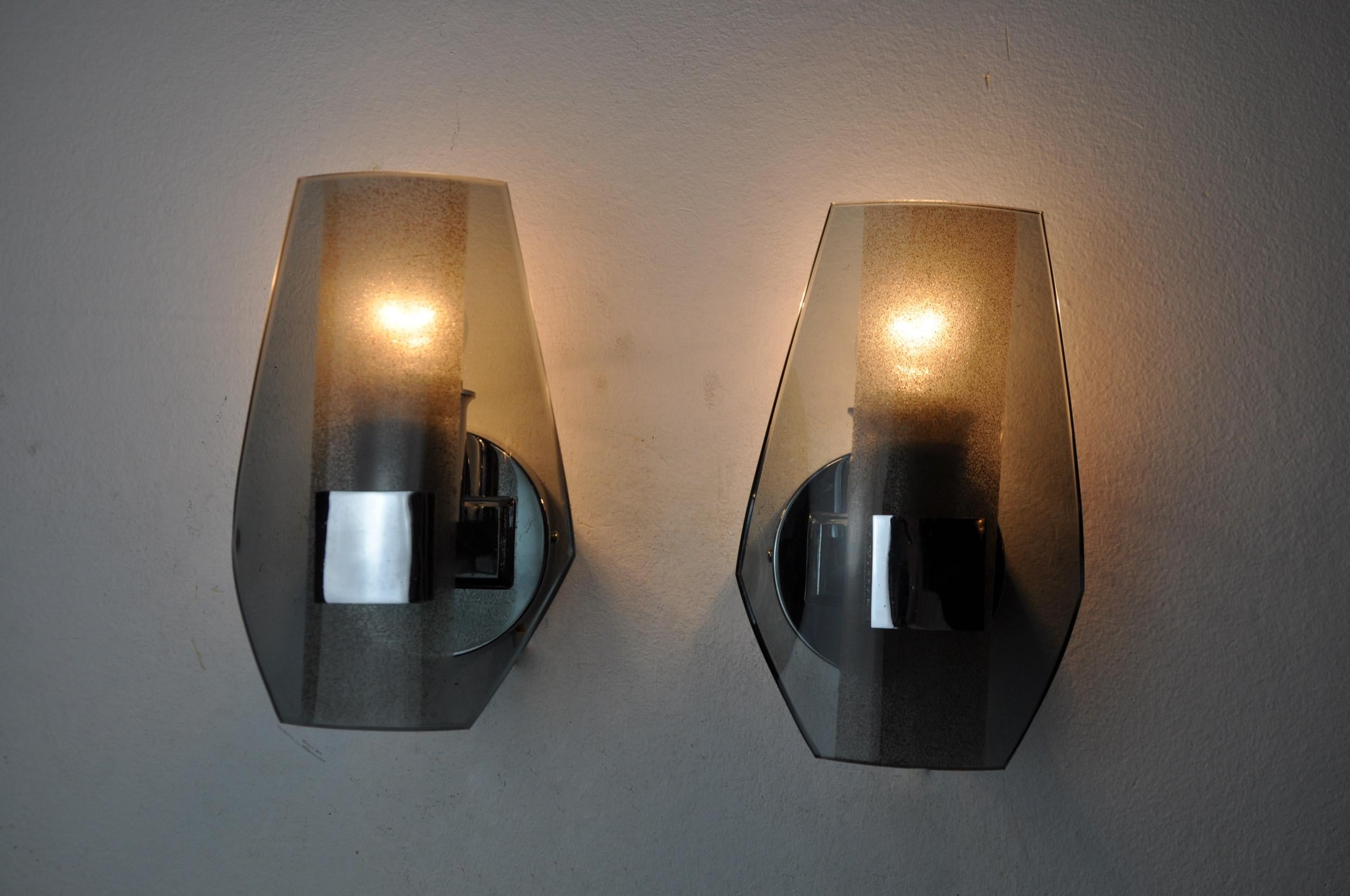 Late 20th Century Pair of veca wall lamps, black murano glass, italy 1970 For Sale