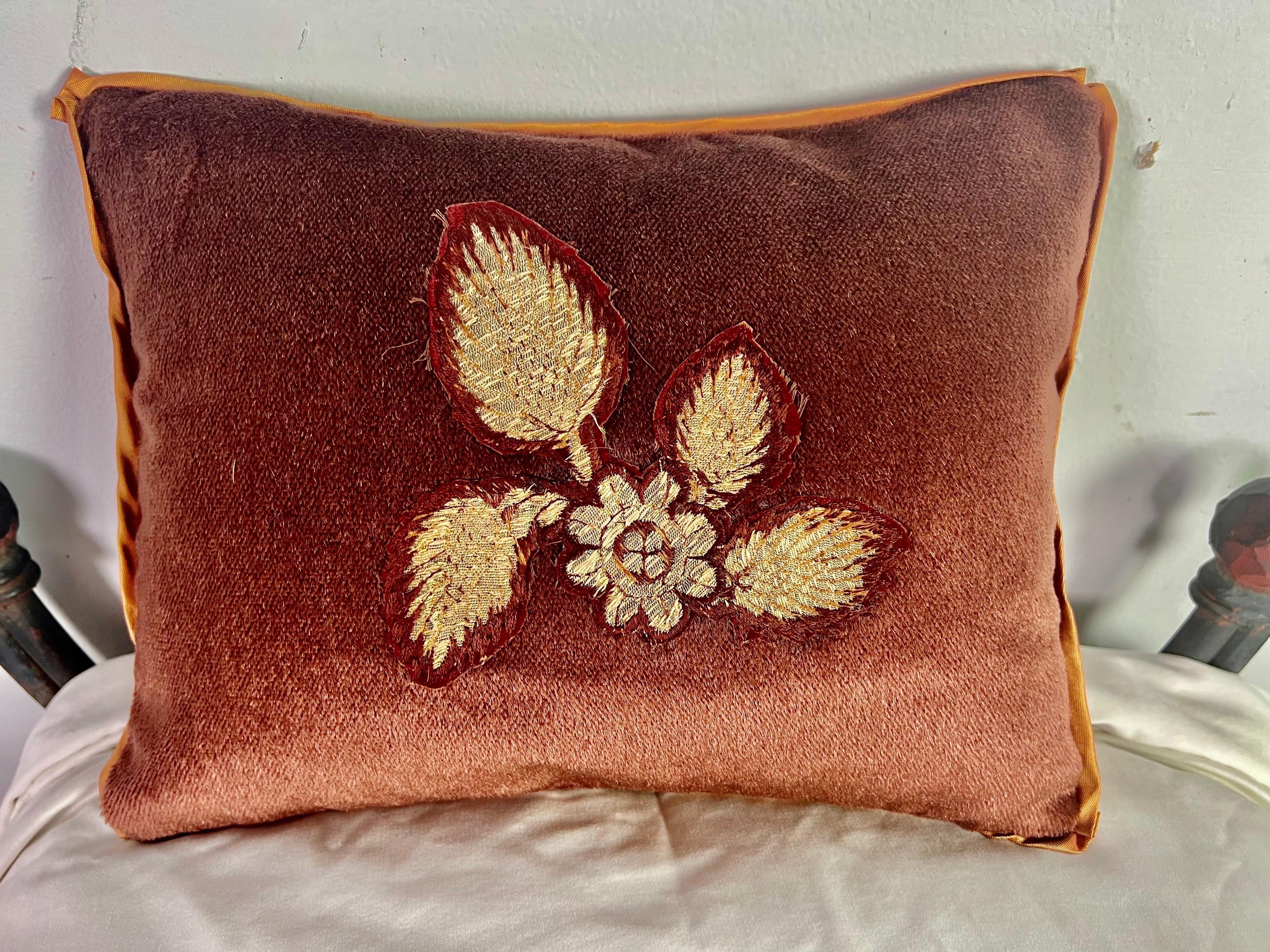 20th Century Pair of Velvet Appliquéd Petite Pillows For Sale
