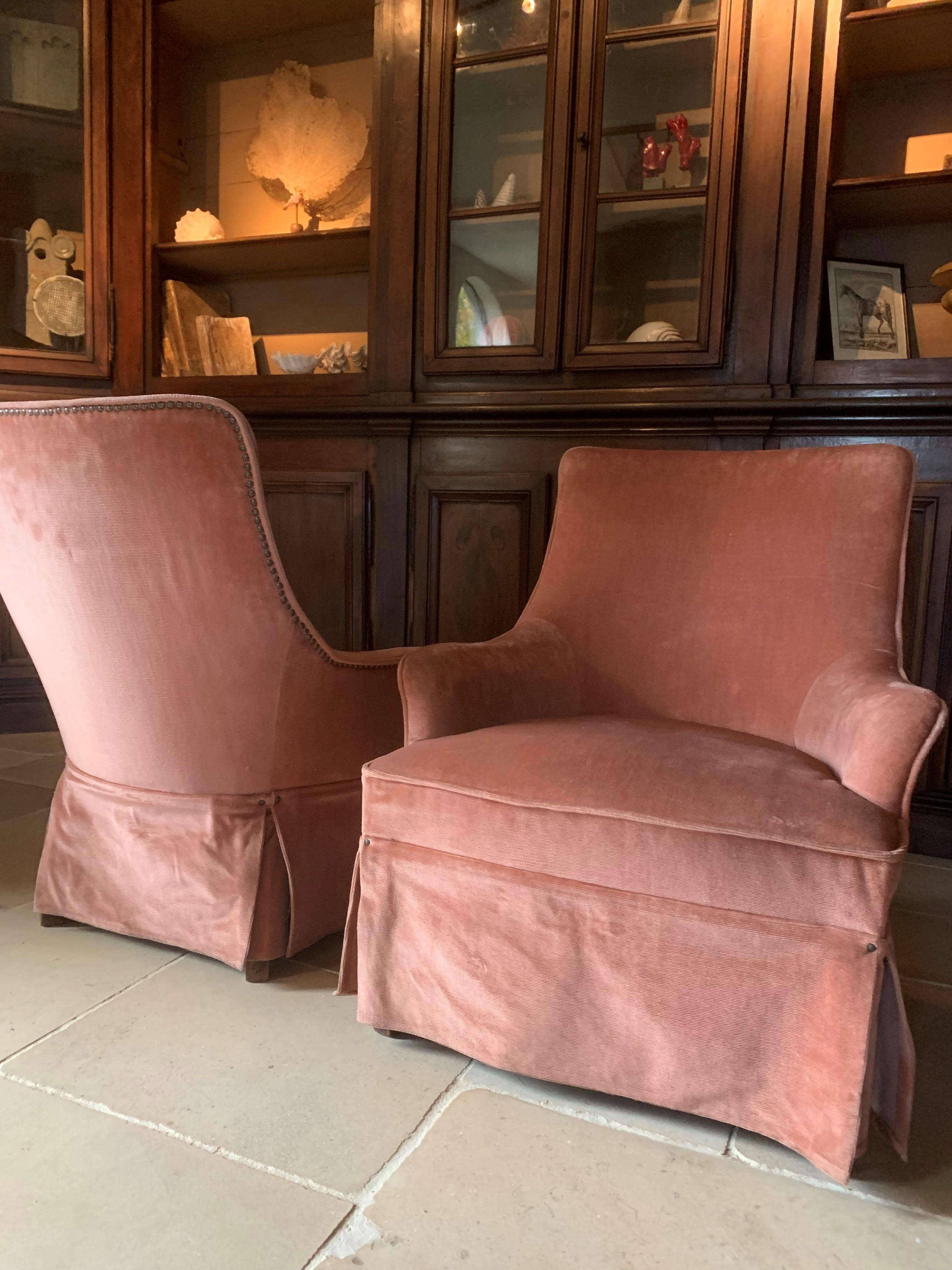 20th Century Pair of Velvet Midcentury Lounge Chairs