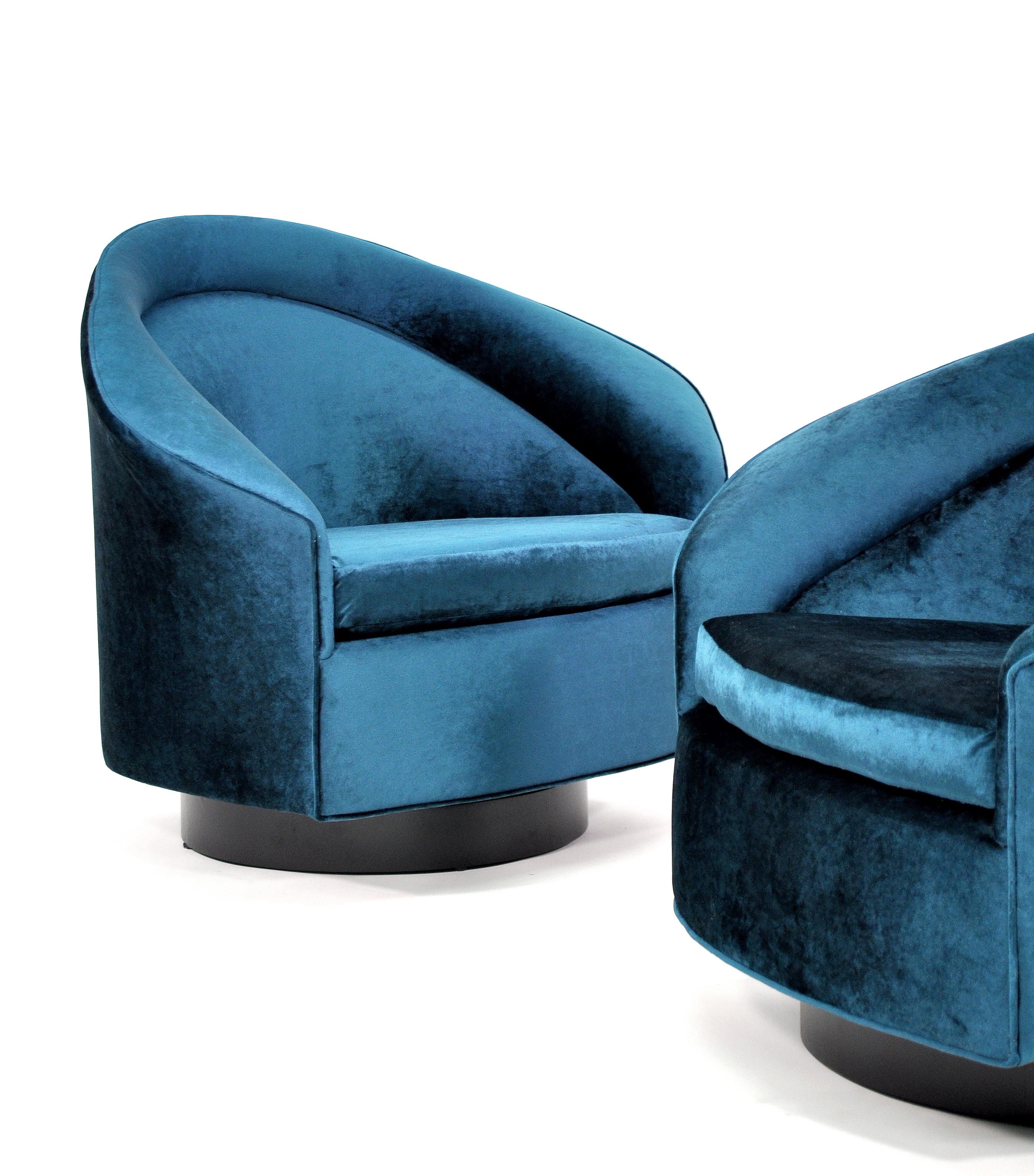 Mid-Century Modern Pair of Velvet Rocking Swivel Chairs by Adrian Pearsall