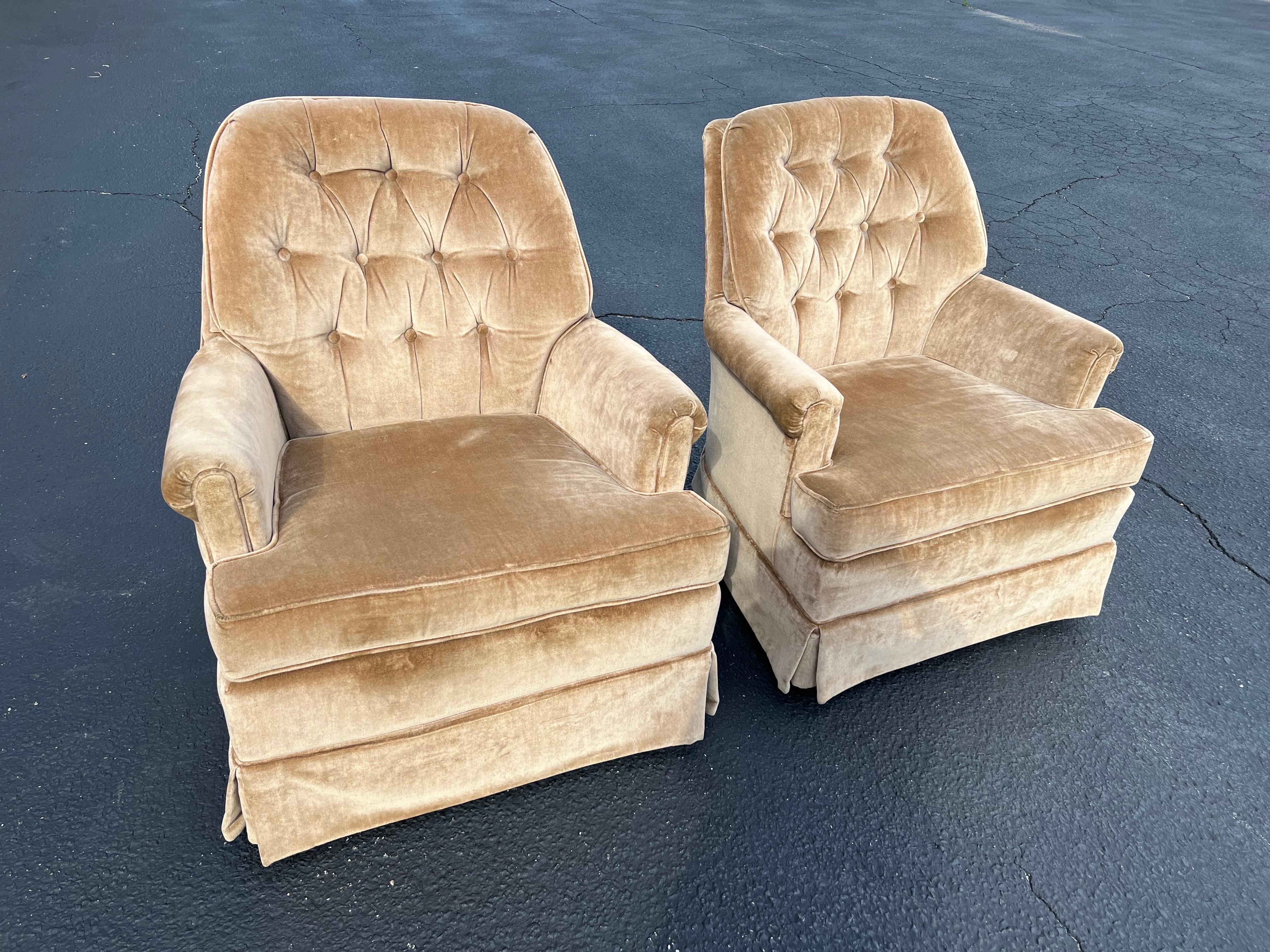 Late 20th Century Pair of Velvet Swivel Chairs