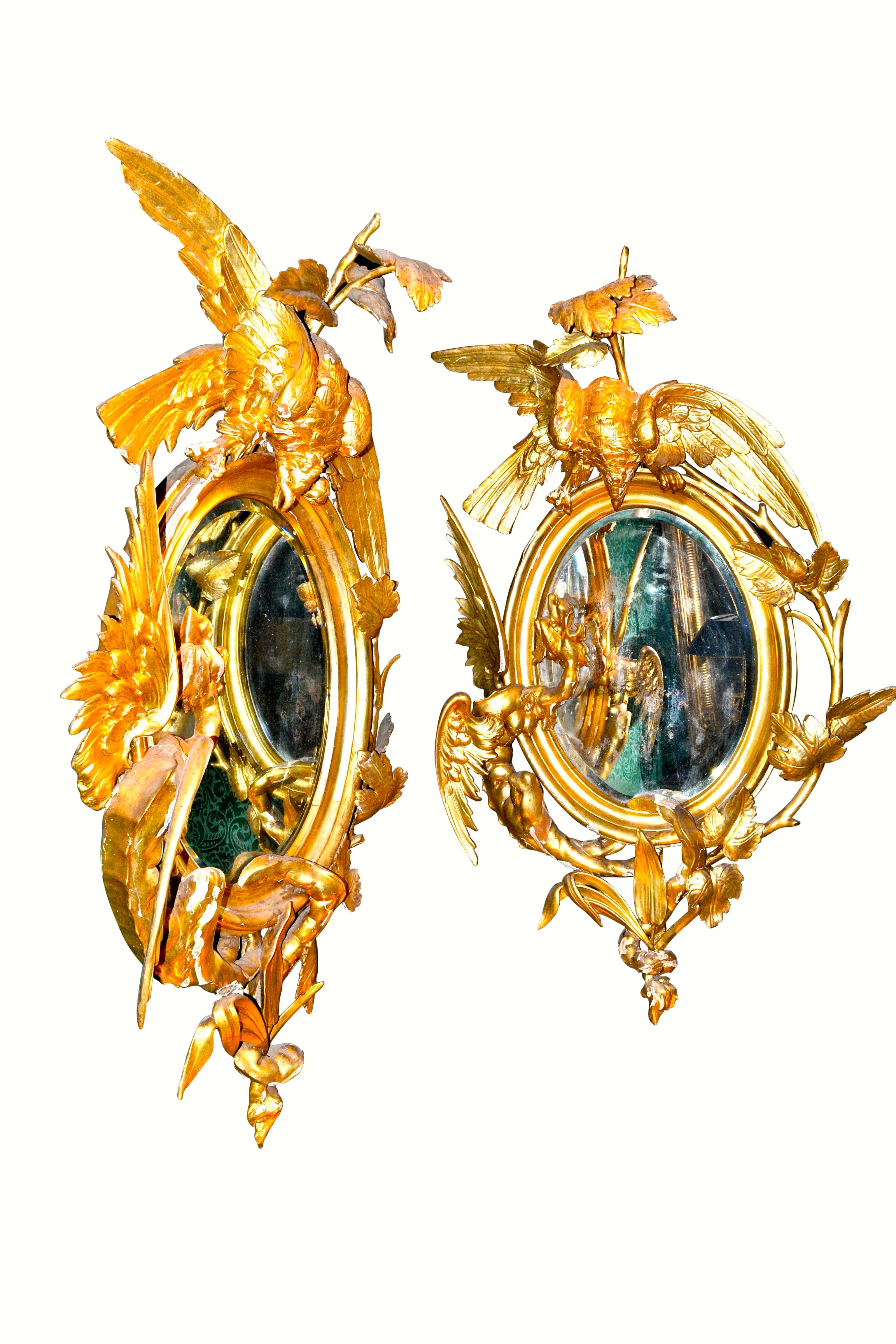 Paar venezianische Rokoko-Spiegel und Konsolen mit Drachen und Vögeln aus dem 18. und 19 (Italienisch) im Angebot