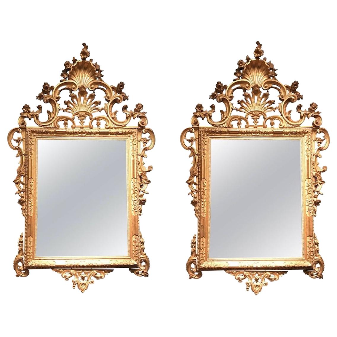 Pair of Venetian Carved and Giltwood Mirrors, Italy, circa 1750 For Sale