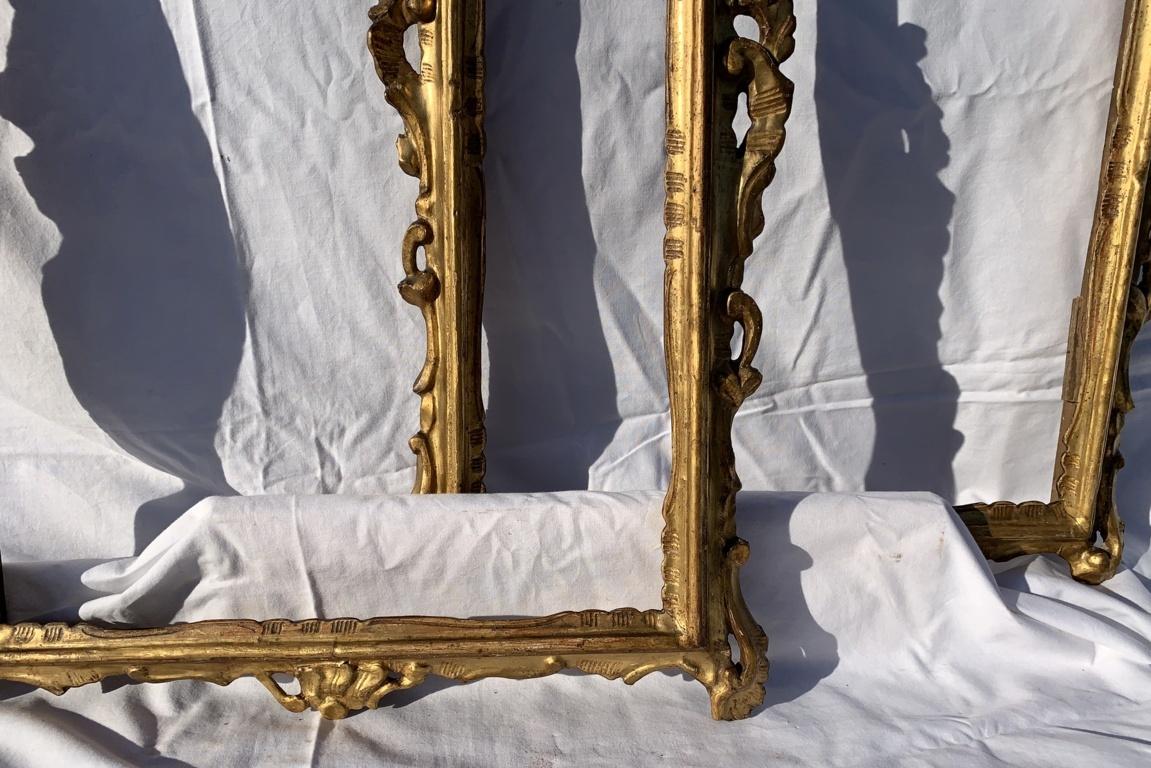 Pair of Venetian Carved Gilded Wood Frames, Venice, 18th Century, Mirror Italy For Sale 5