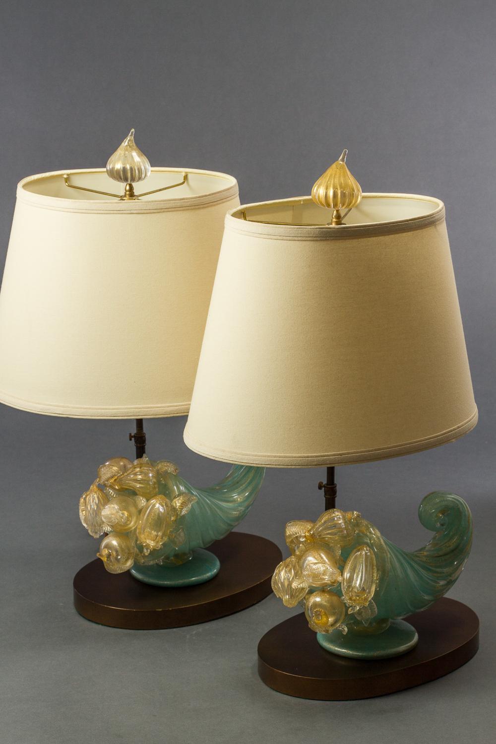 Pair of Venetian Glass Lamps For Sale 1
