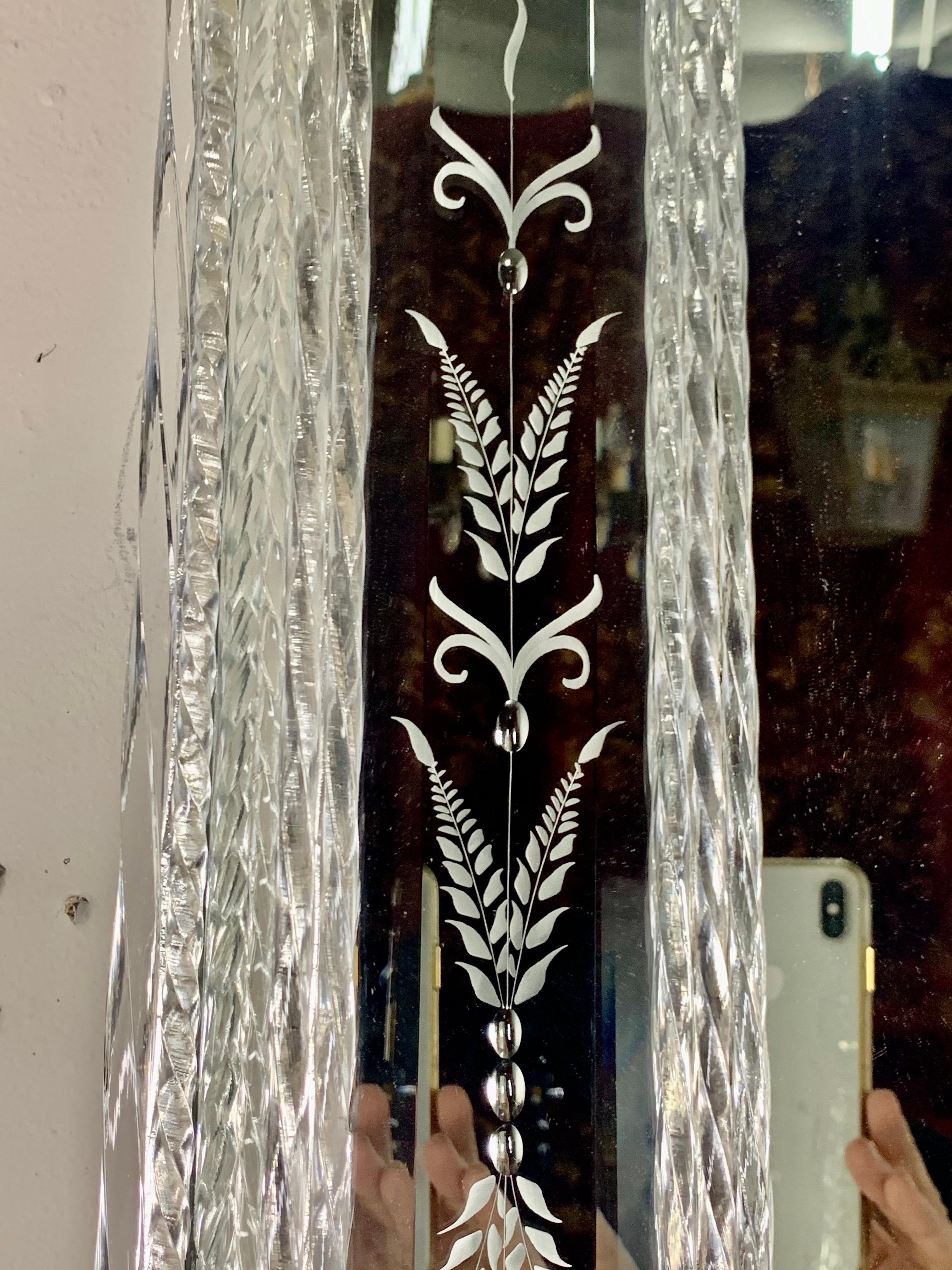 Pair of Venetian Hand Blown Glass Murano Mirrors, C. 1940's In Good Condition In Los Angeles, CA