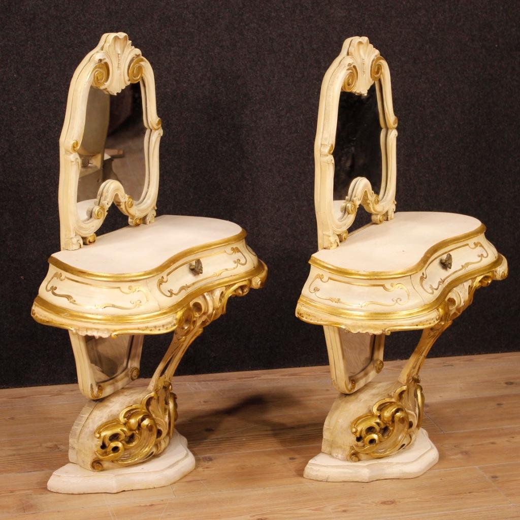 Pair of Venetian Lacquered and Gilded Bedside Tables with Mirrors 1