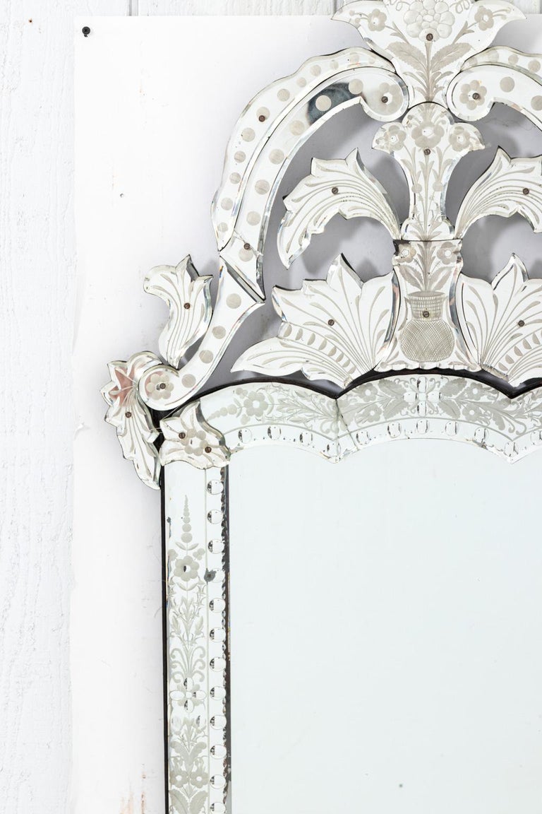 Pair of Mirrors For Sale at 1stdibs