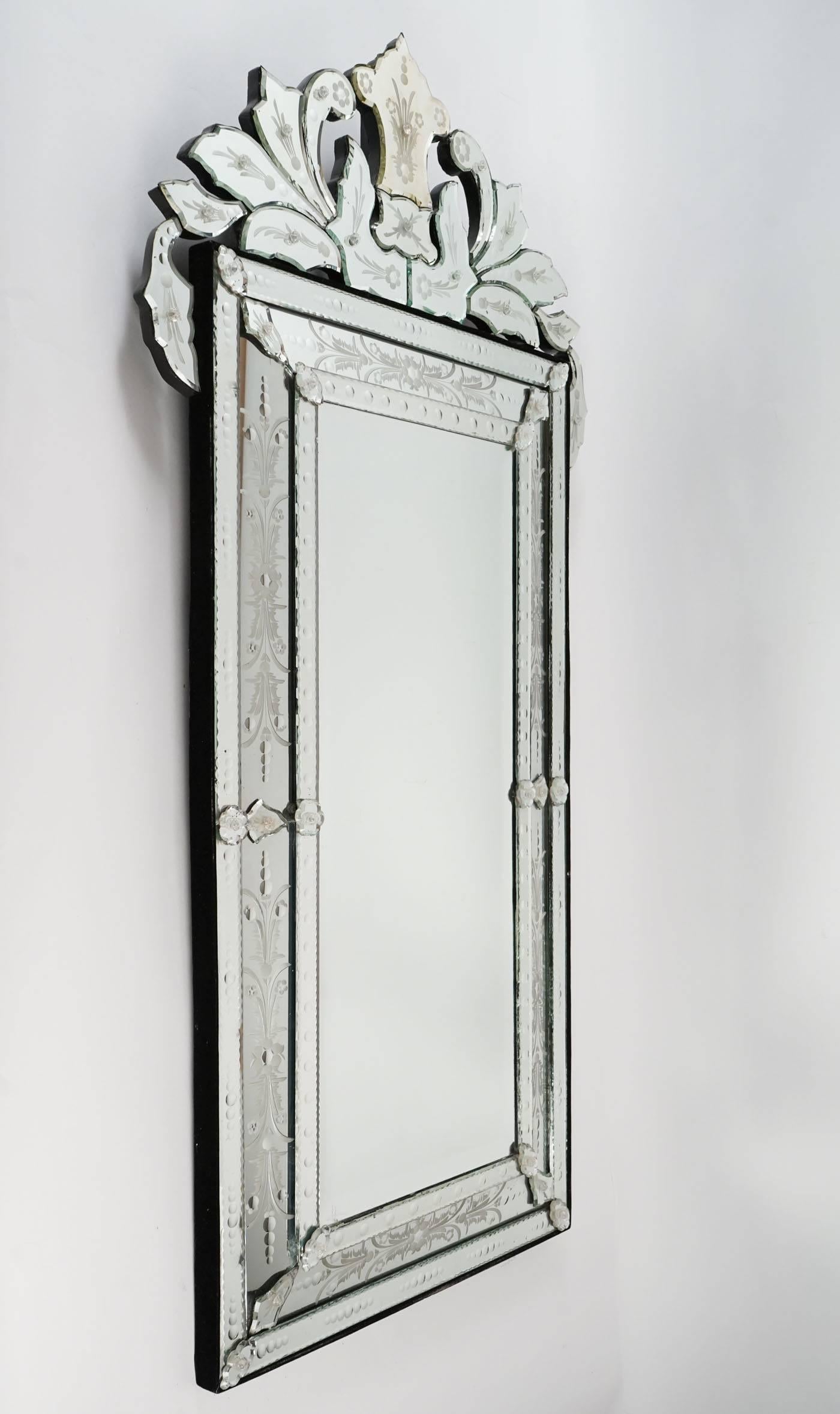 Mid-Century Modern Pair of Venetian Parclose Mirror of the 20th century. Glass is etched and bevell