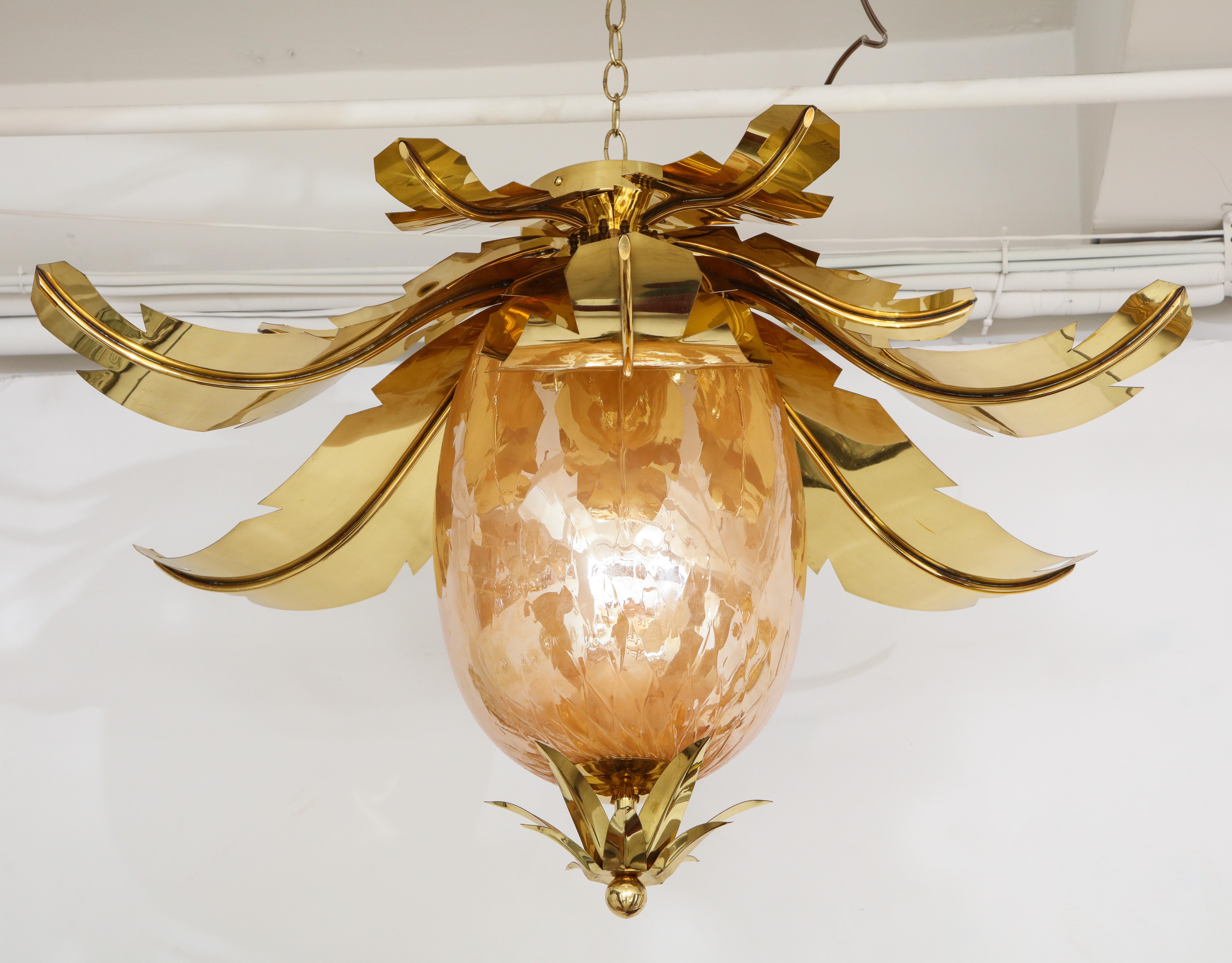 Pair of Venetian Peach Glass and Brass Leaves Pendant Chandeliers For Sale 15