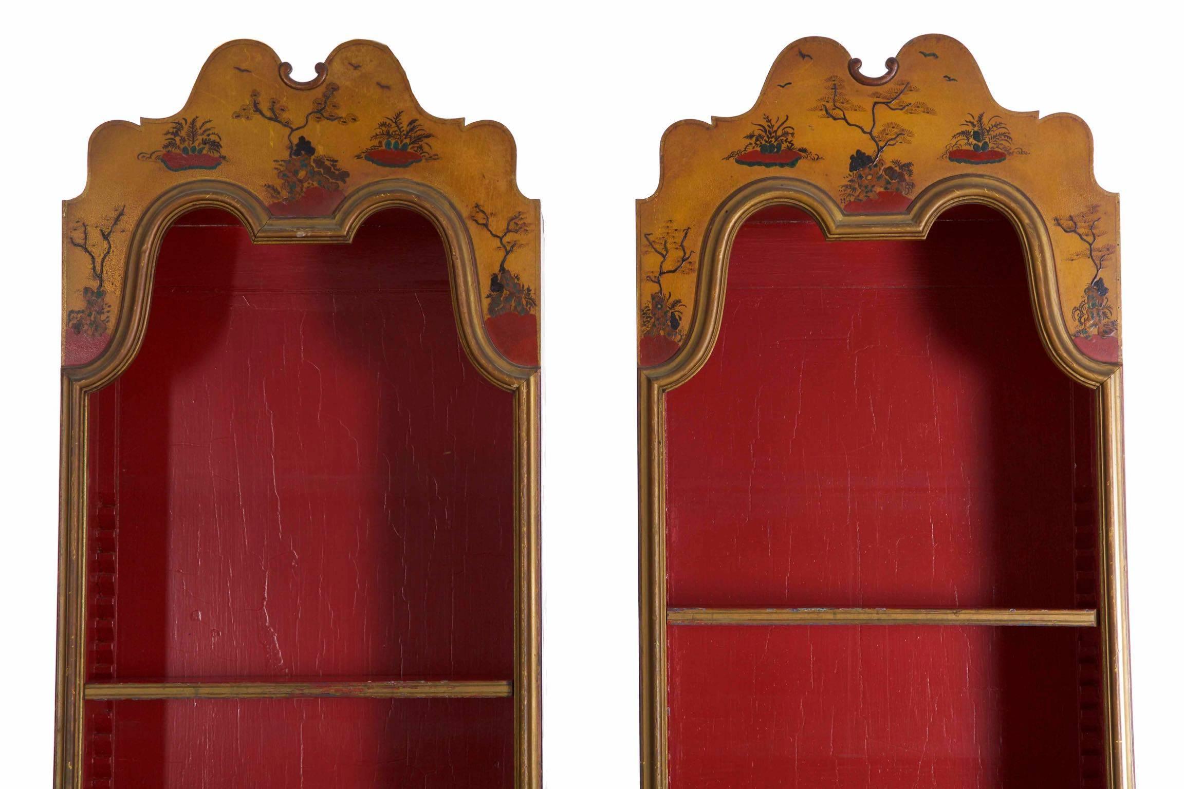 Rococo Pair of Venetian Style Japanned Bookcase Cabinets, circa 1920-1940