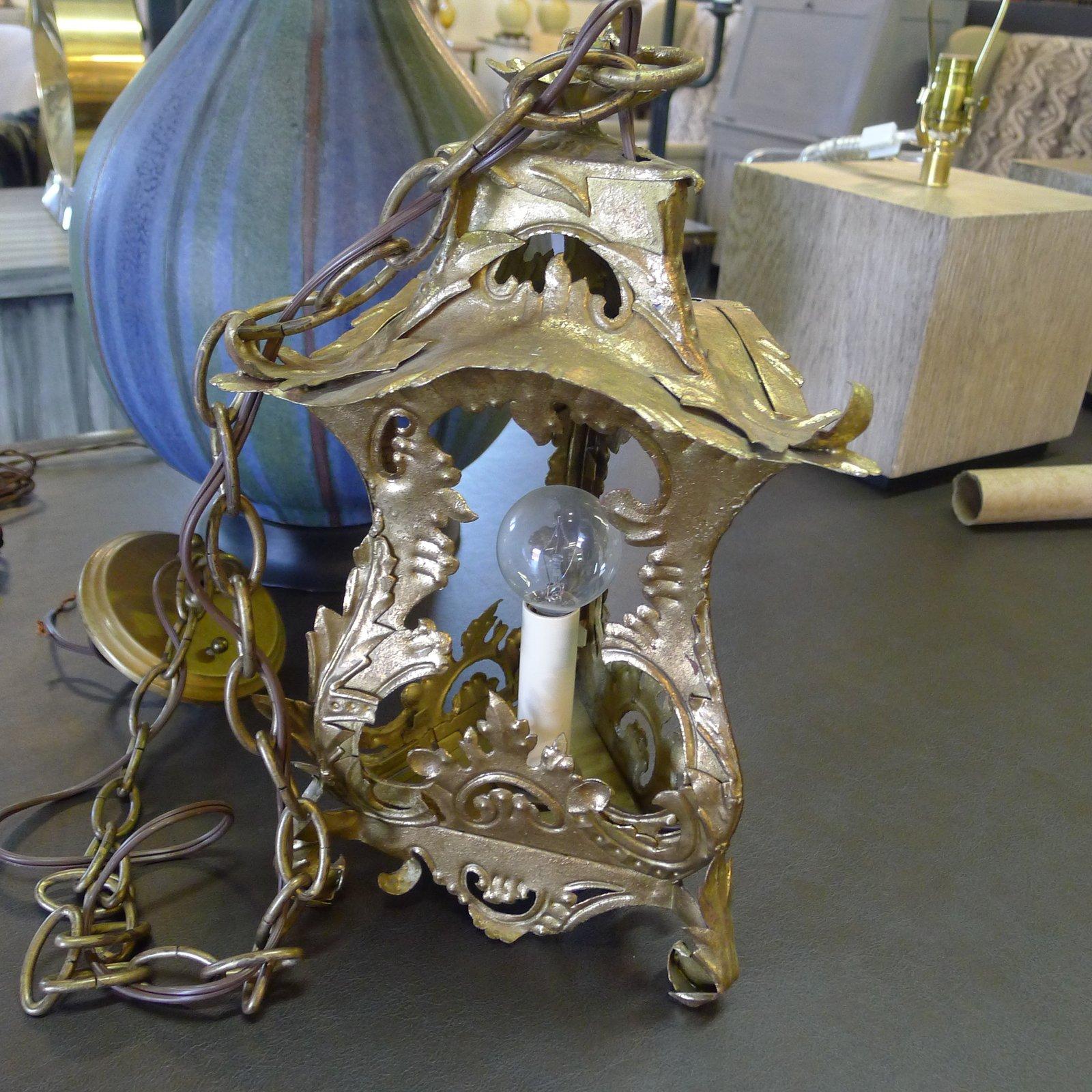 Pair of Venetian Style Tole Lantern Pendants For Sale 3