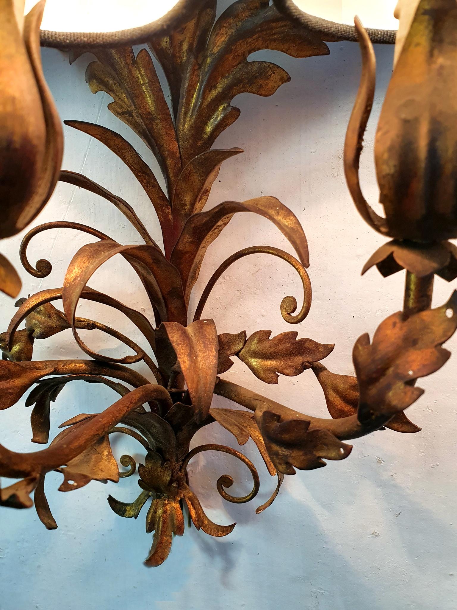 Pair of Venetian Tole Wall Sconces In Good Condition For Sale In Albano Laziale, Rome/Lazio