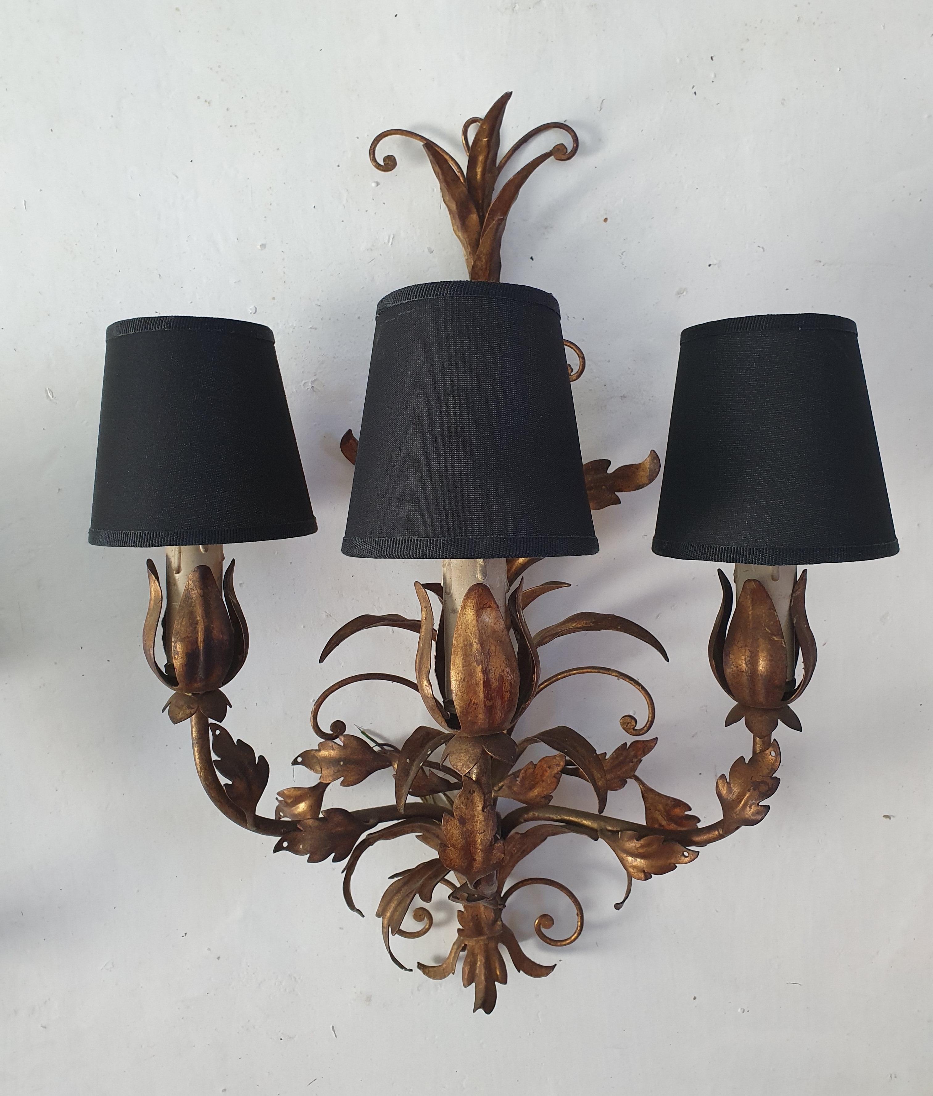 Pair of Venetian Tole Wall Sconces For Sale 1
