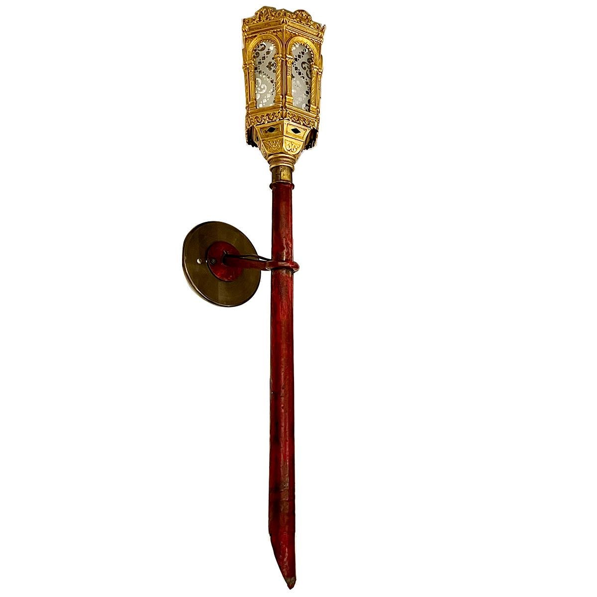 Pair of circa 1920's Venetian tole and gilt bronze torch sconces.

Measurements:
Height: 25