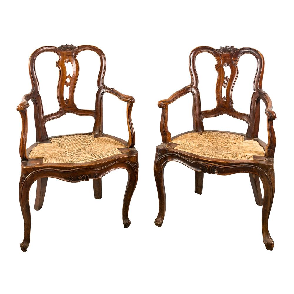 Pair of Venetian Walnut Armchairs, Venice 18th Century Carved Wood For Sale