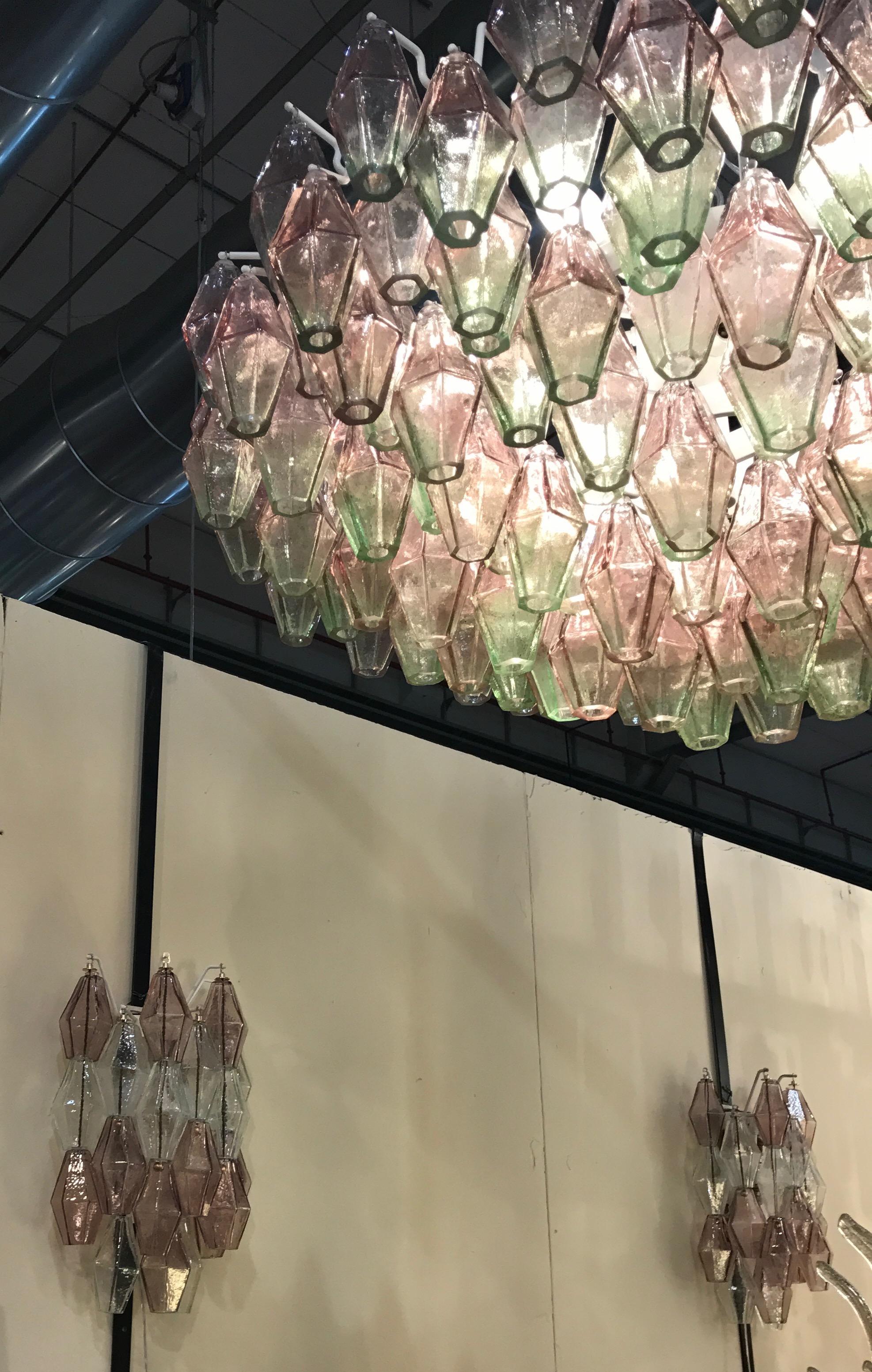 Paire de lustres de Venini Poliedri Carlo Scarpa en verre de Murano rose et vert 1955 en vente 1