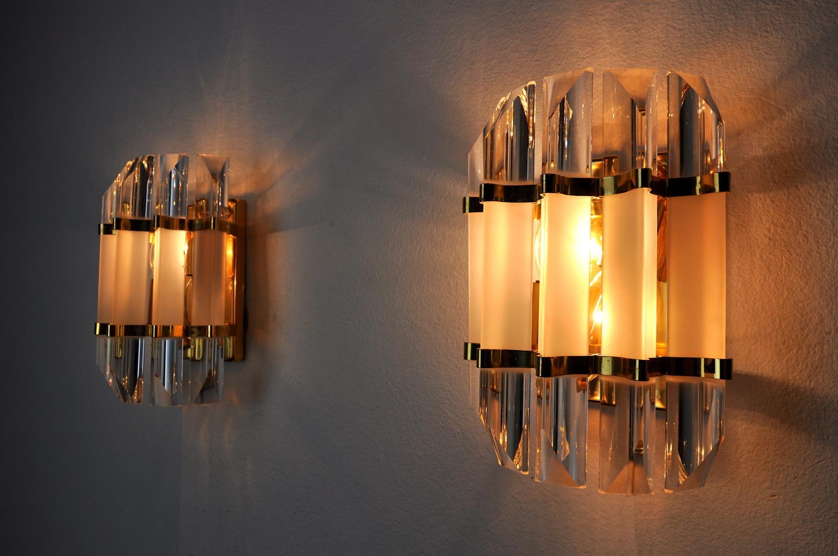 Late 20th Century Pair of Venini Sconces, Glass, Italy, 1970 For Sale