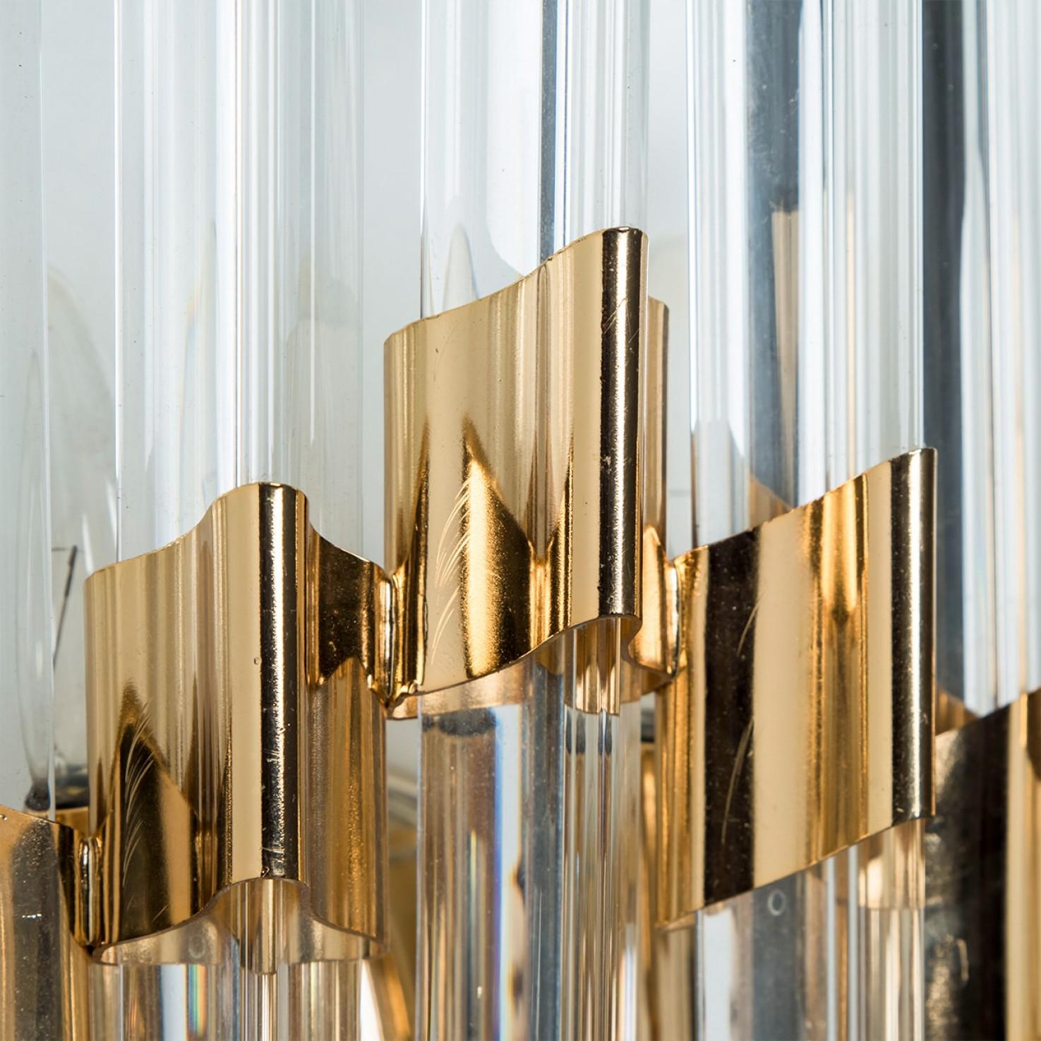 Mid-Century moderno Coppia di sconsigliere in ottone con vetro dorato trasparente in stile Venini, 1970 in vendita